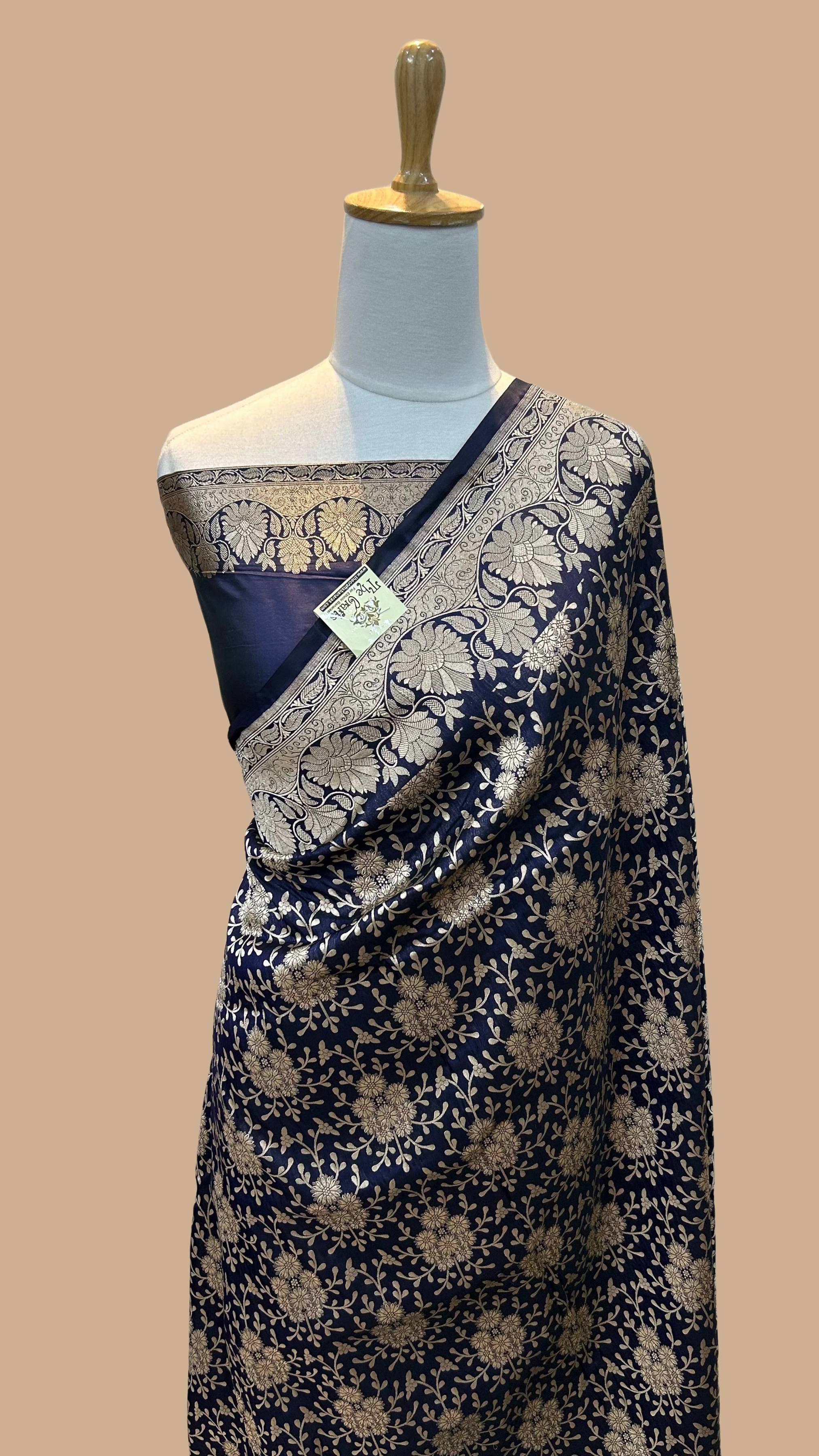 Pure Katan Silk Handloom Banarasi Saree - Jaal work