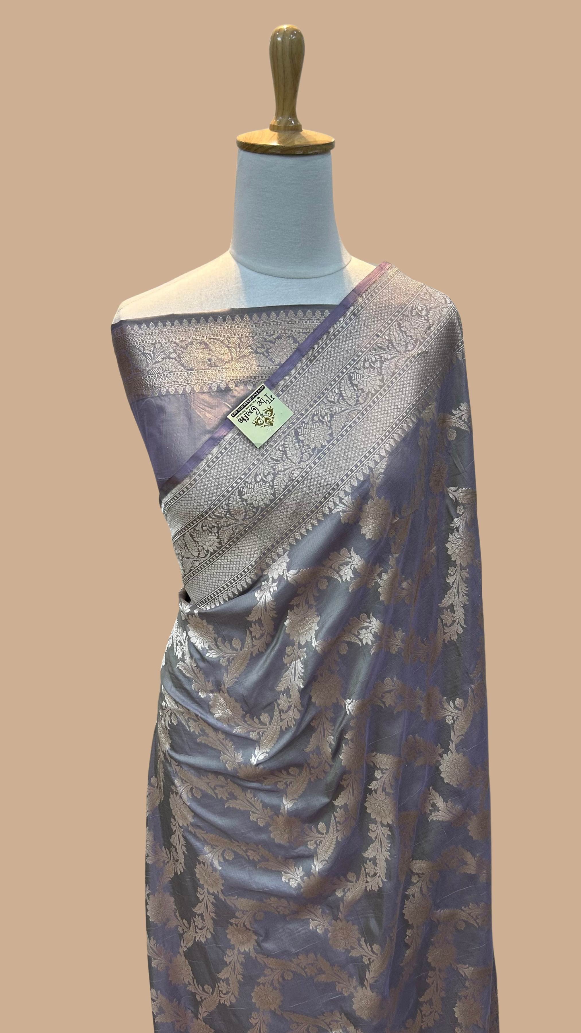 Pure Katan Silk Handloom Banarasi Saree - Jaal work