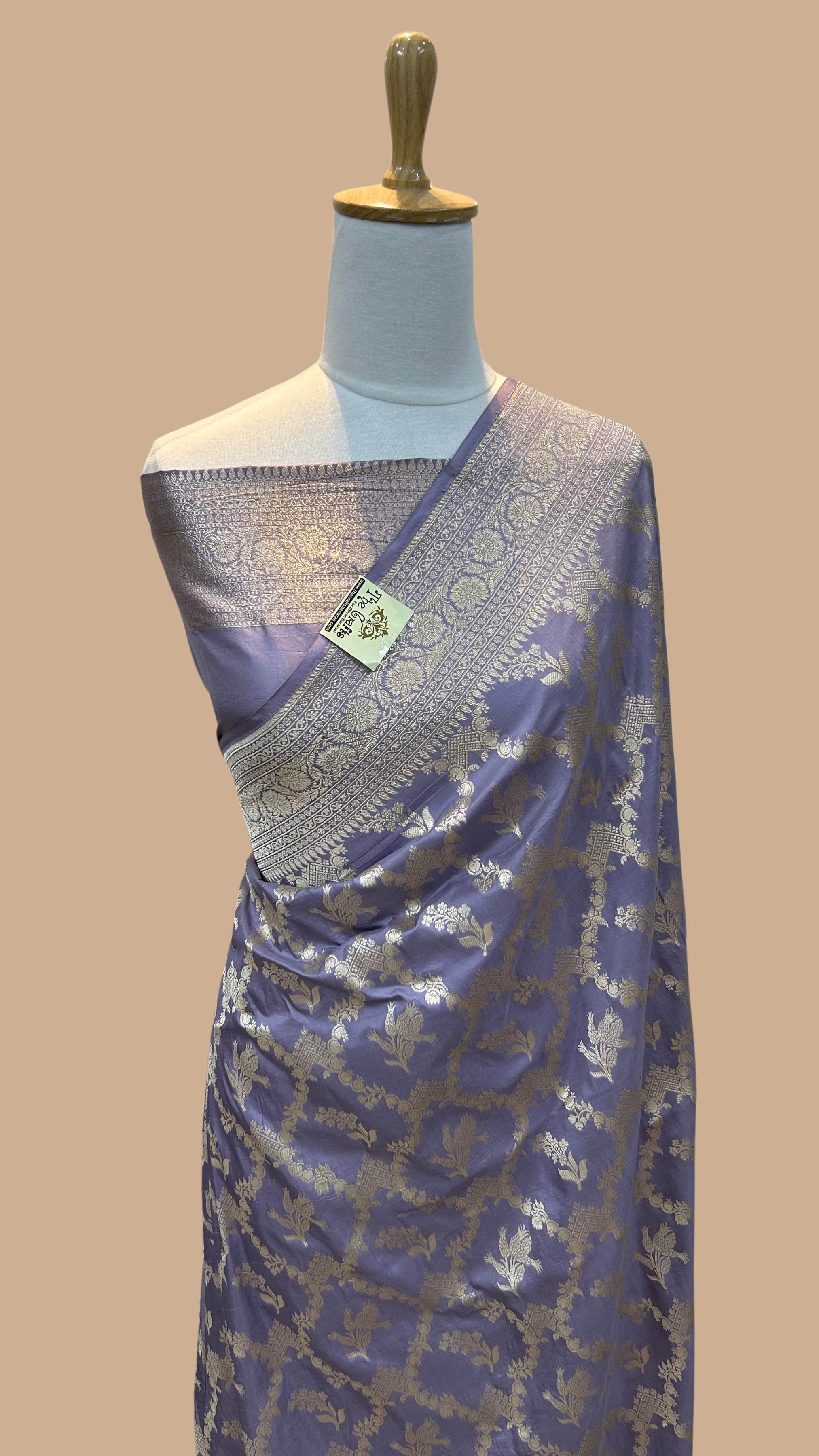 Pure Katan Silk Handloom Banarasi Saree - Jaal work