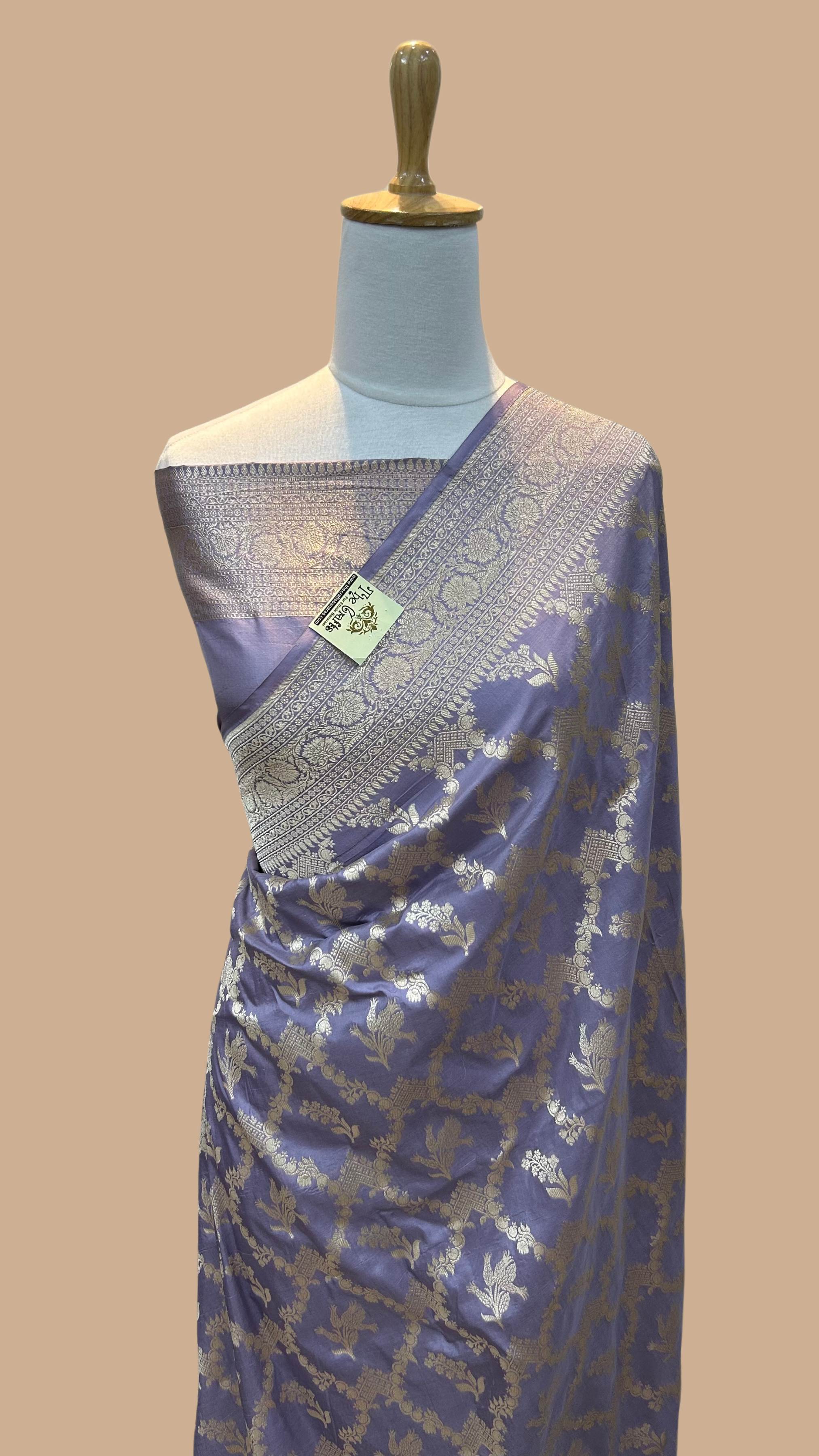 Pure Katan Silk Handloom Banarasi Saree - Jaal work