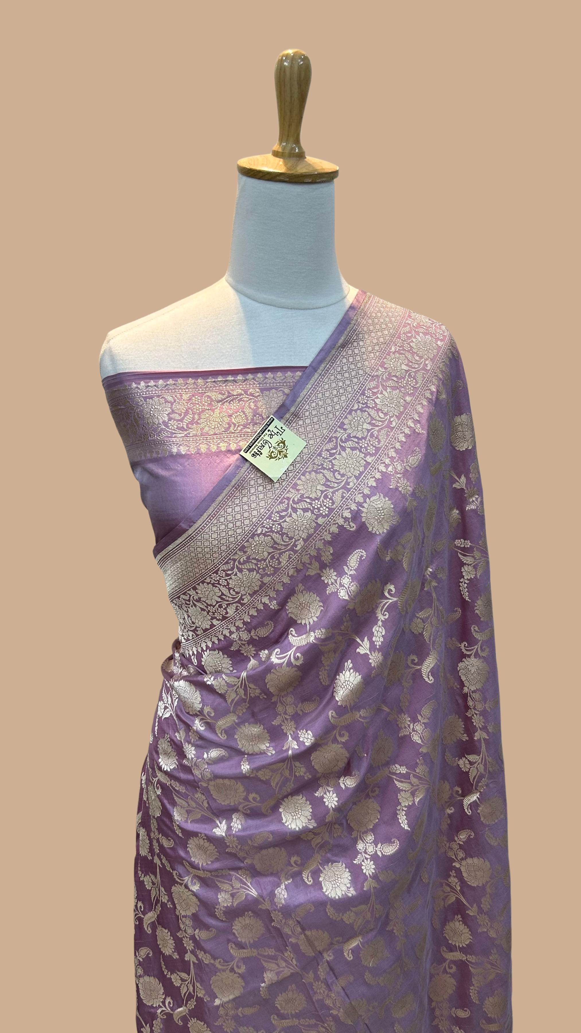 Pure Katan Silk Handloom Banarasi Saree - Jaal work