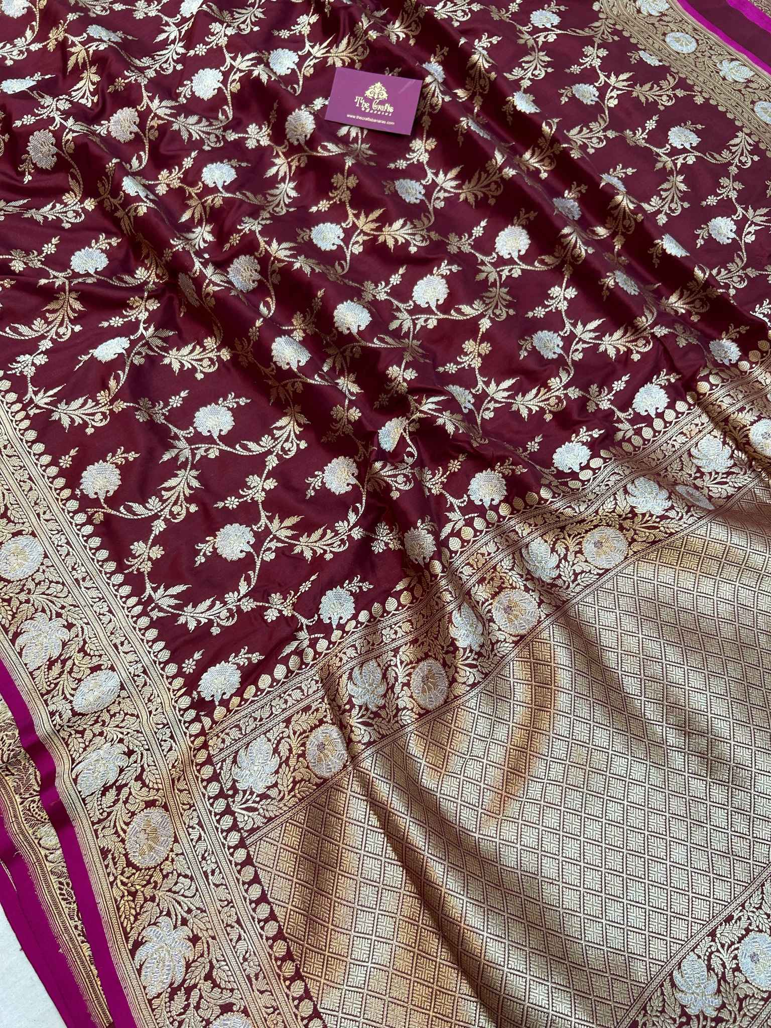 Pure Katan Silk Handloom Banarasi Saree - Kadhua jangla with kadiyal meenakari work