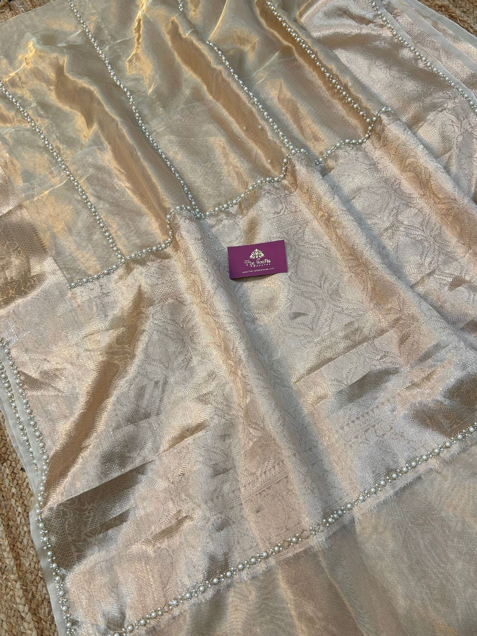 Pure Kora Tissue Silk Banarasi Saree - hanwork motifs