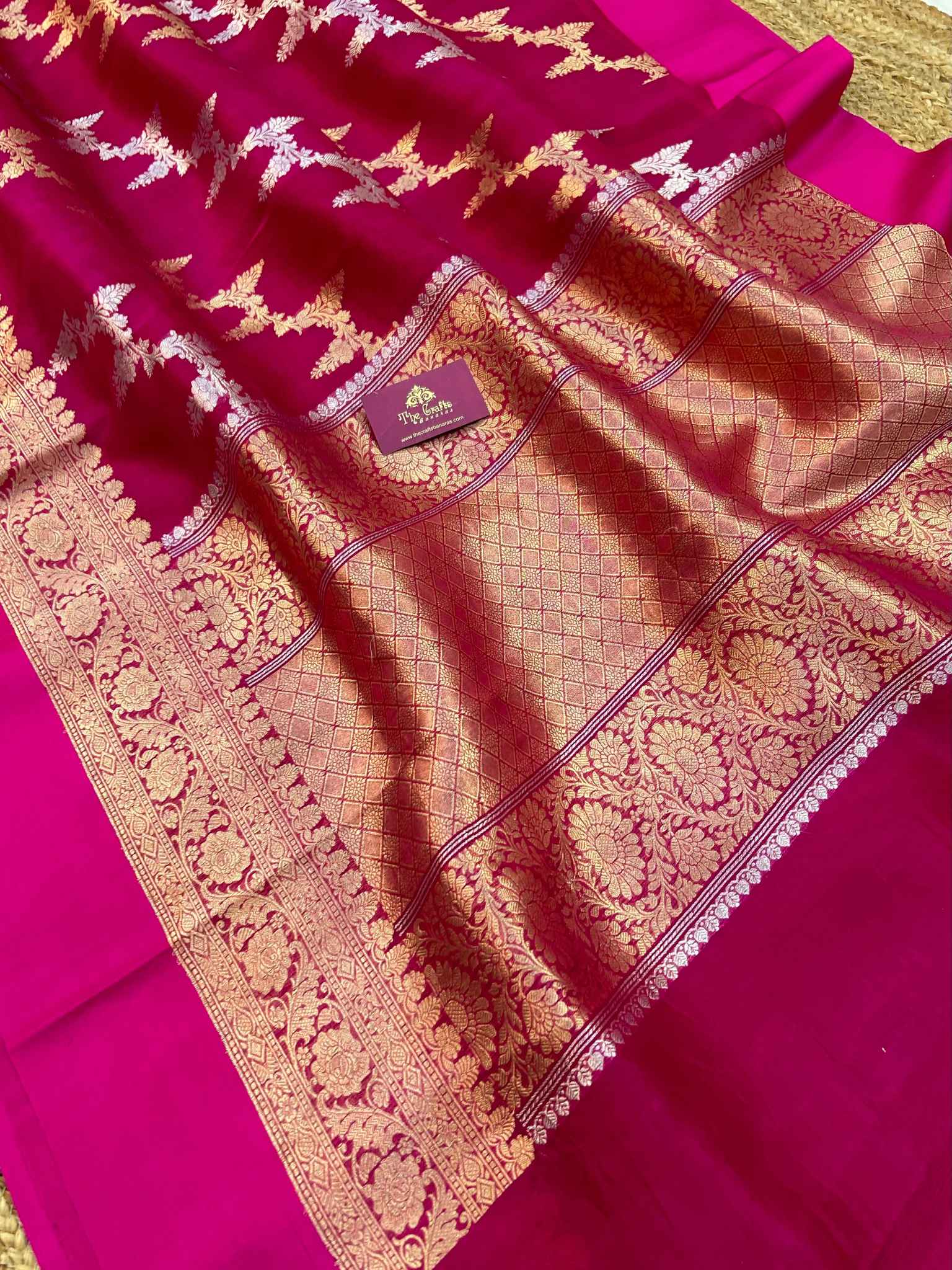 Hot Pink Pure Kora Silk Handloom Banarasi Saree - Kadiyal Stripes Jaal