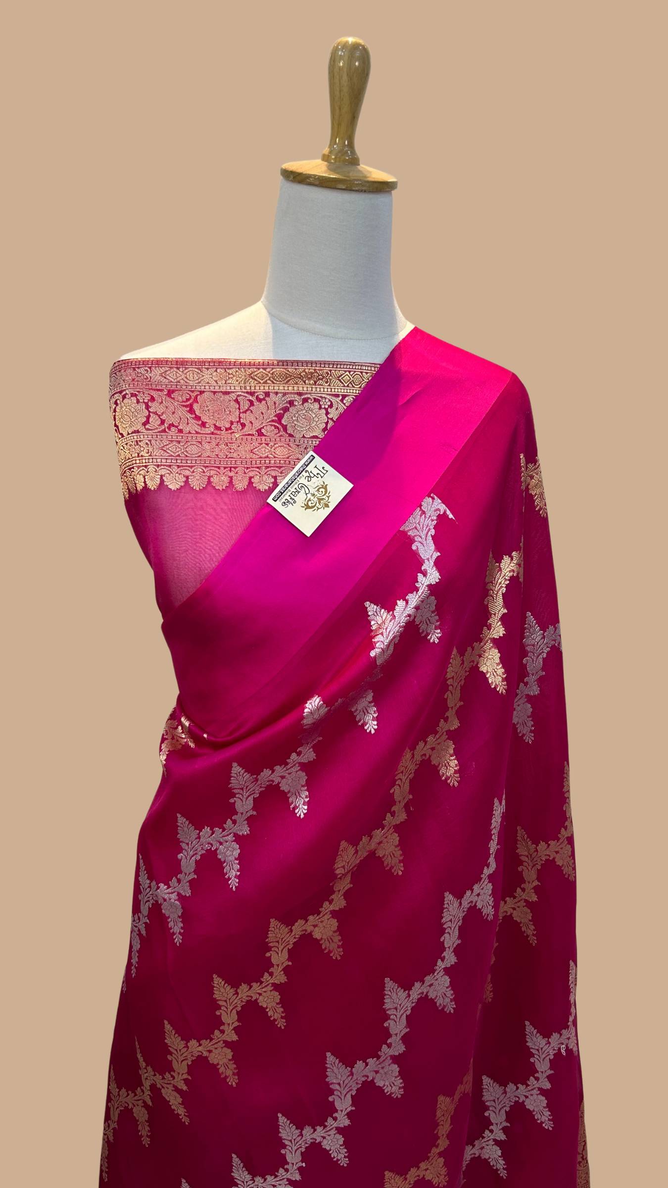 Hot Pink Pure Kora Silk Handloom Banarasi Saree - Kadiyal Stripes Jaal