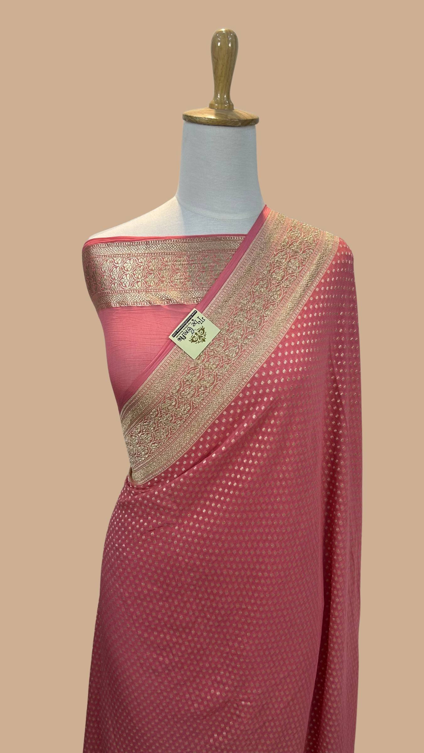 Khaddi Georgette Handloom Banarasi Saree - with Meenakari buta