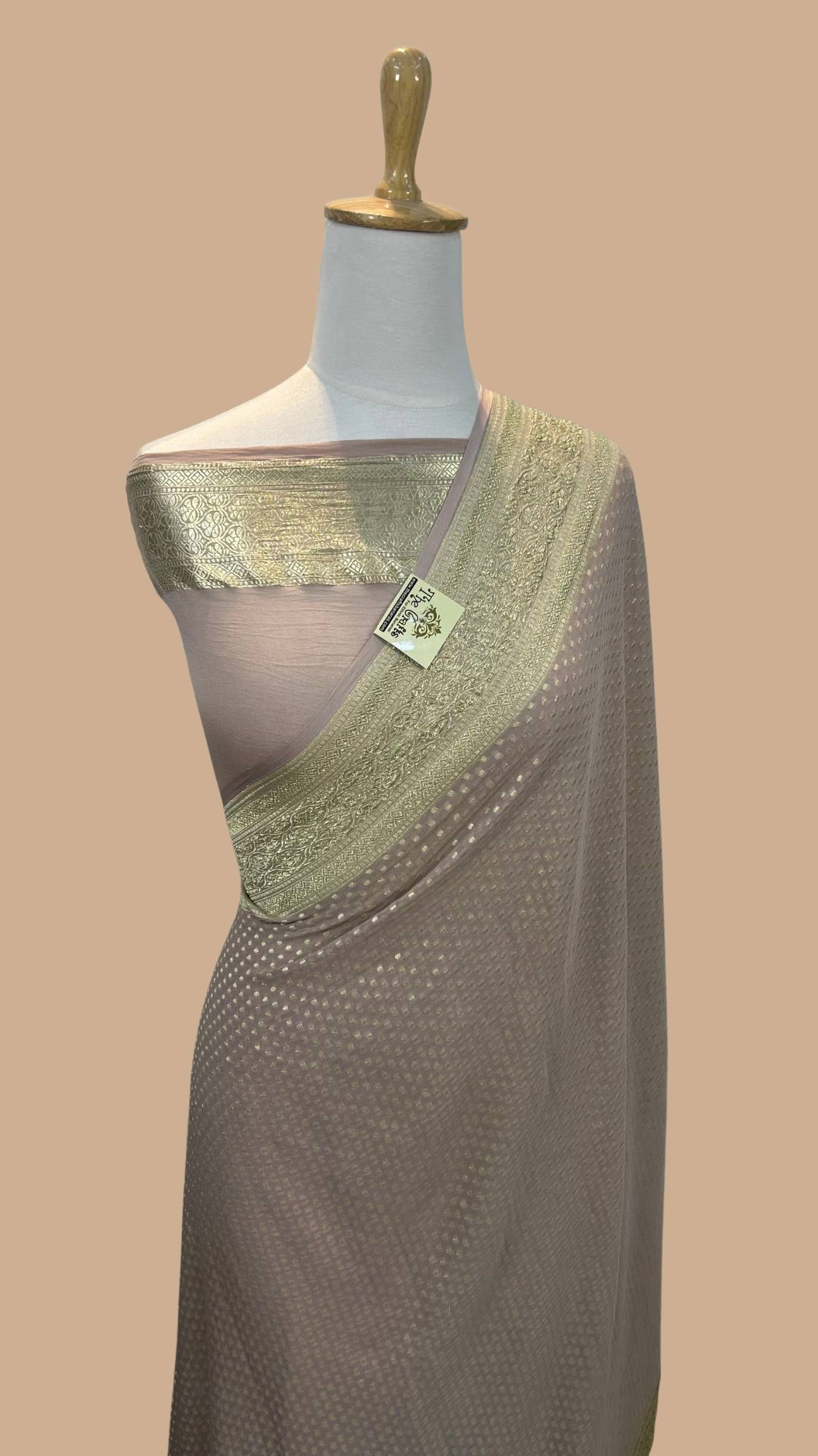 Khaddi Georgette Handloom Banarasi Saree - with Meenakari buta