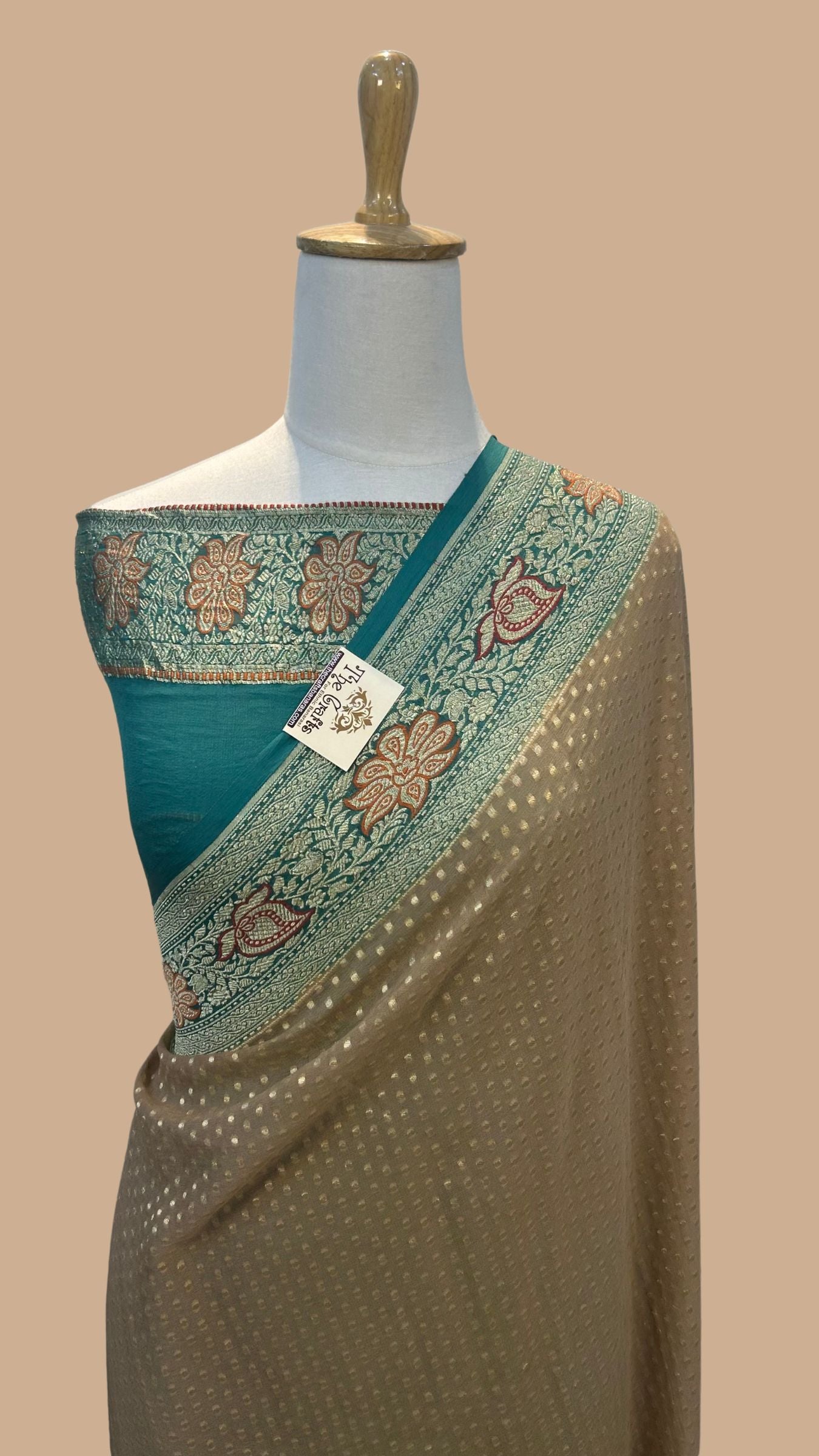 Khaddi Georgette Handloom Banarasi Saree - Jaal with Meenakari