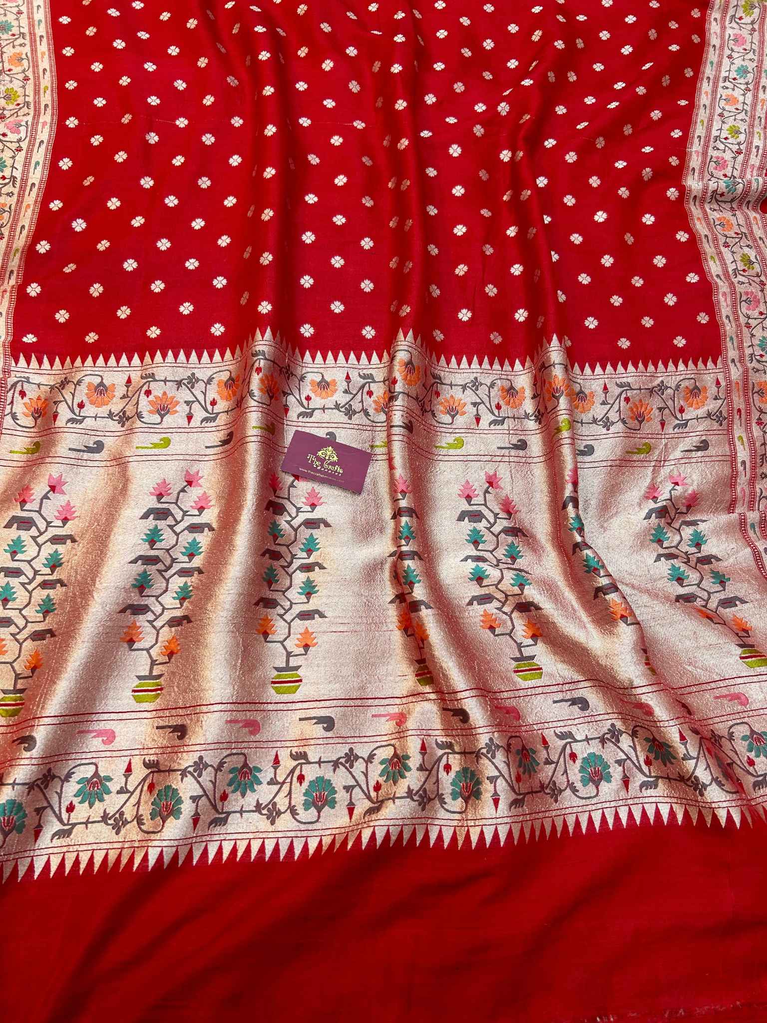 Tussar Georgette Handloom Banarasi Saree - Jaal with Meenakari