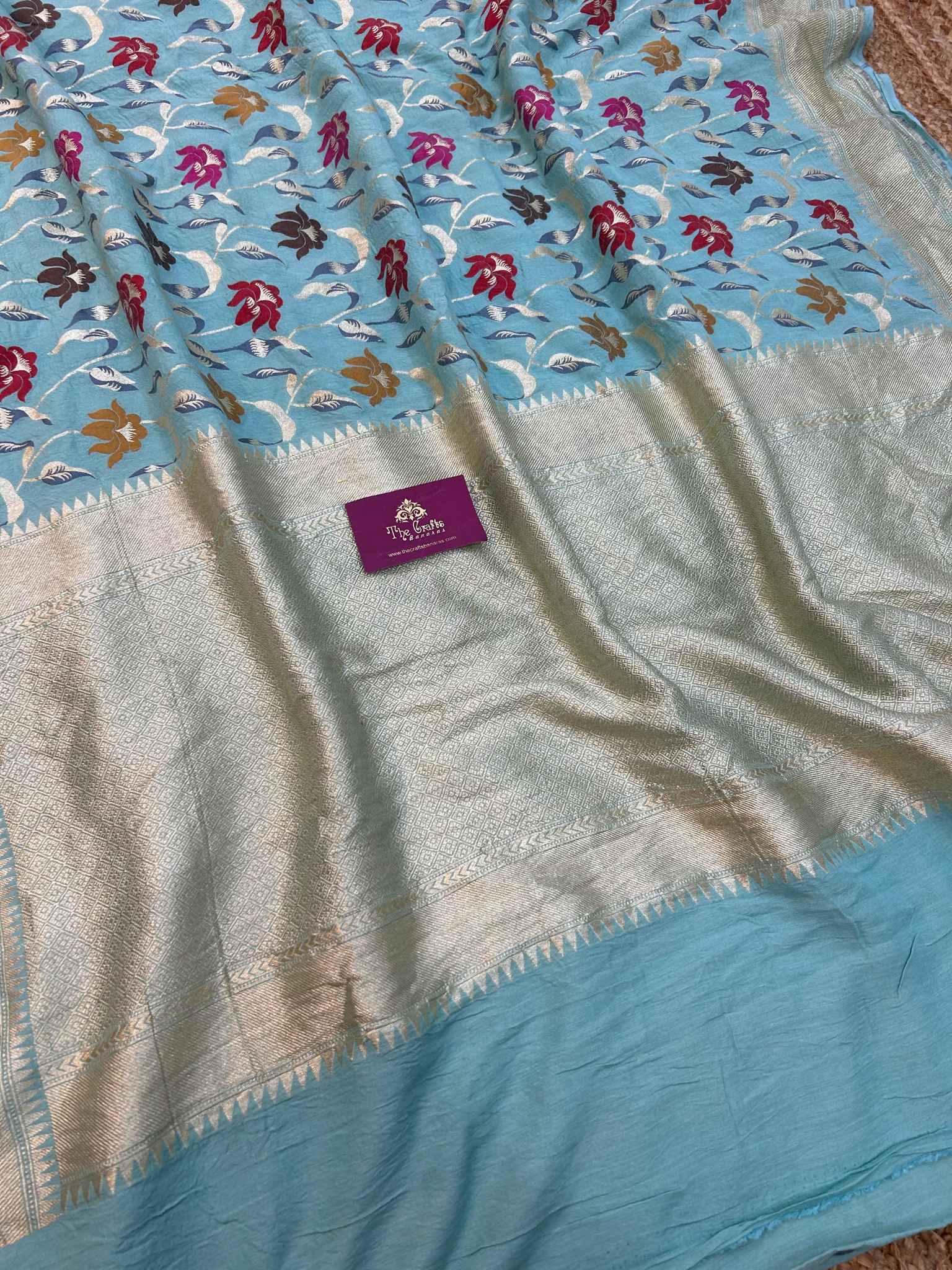 Pure Munga Silk Handloom Banarasi Saree - Jaal with Meenakari