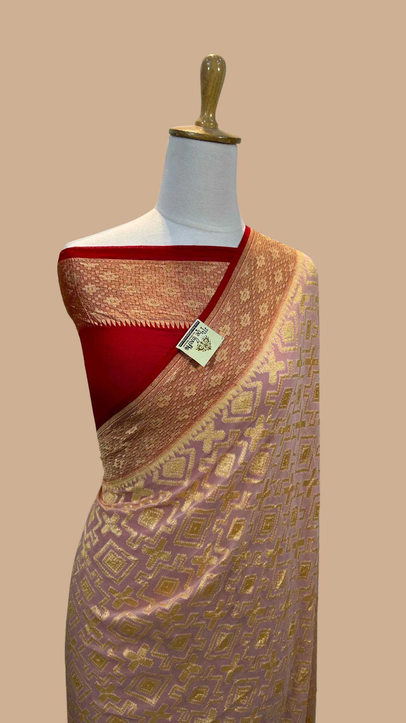 Khaddi Georgette Banarasi Saree - Gold Zari