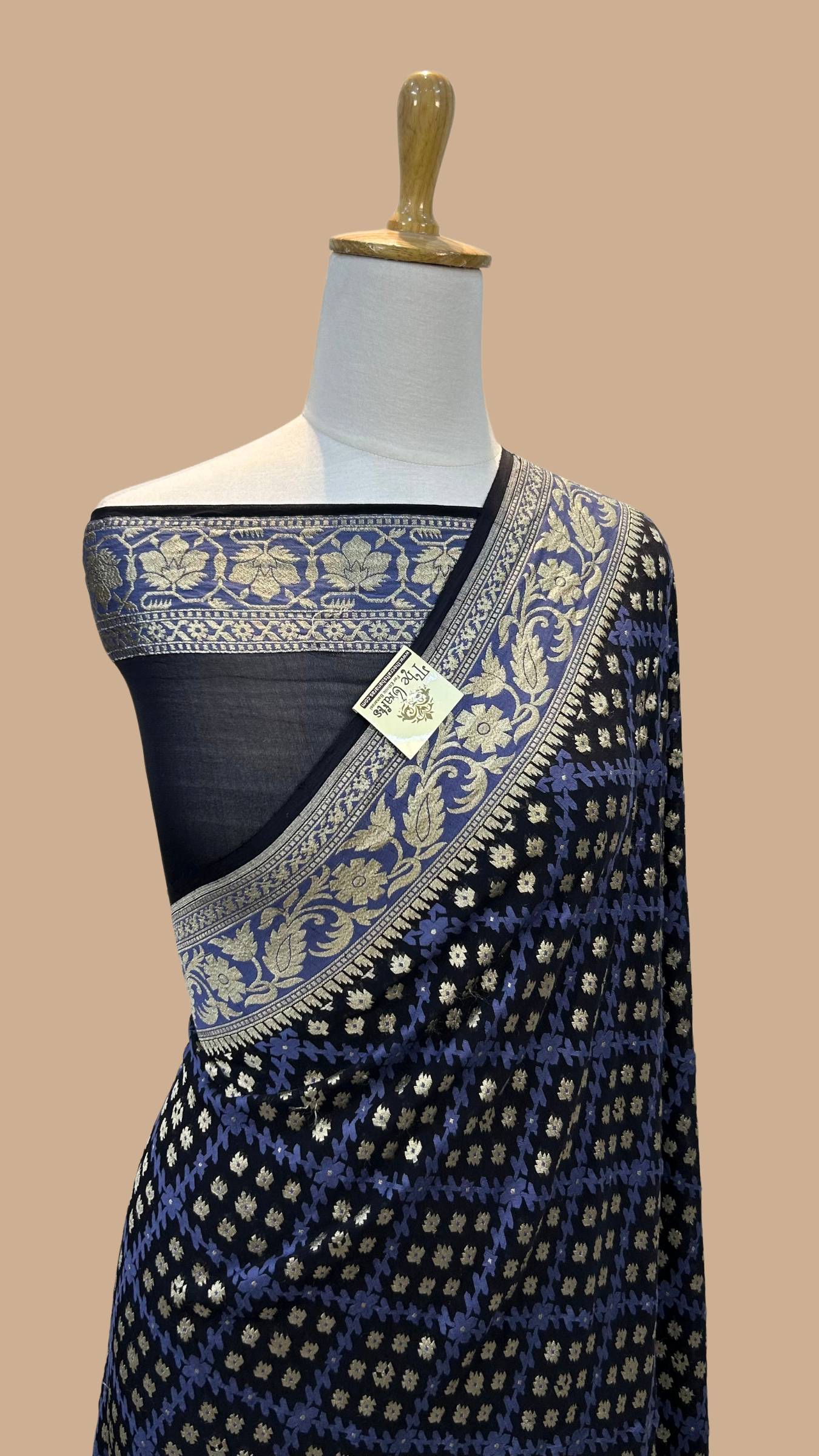 Khaddi Georgette Handloom Banarasi Saree - With sona roopa jaal work