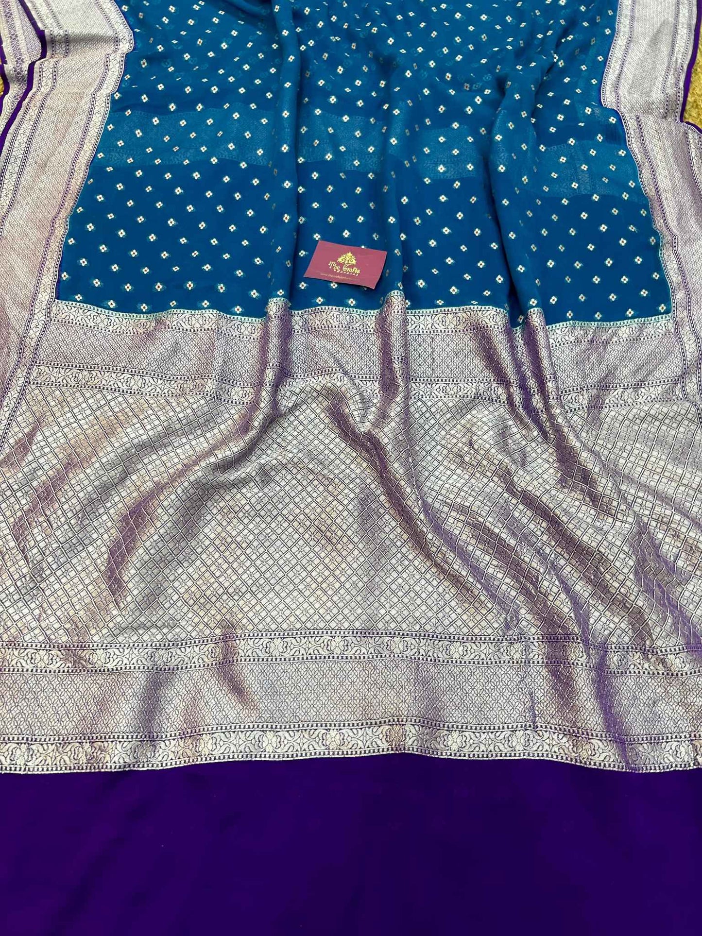 Khaddi Georgette Handloom Banarasi Saree - Jaal with Meenakari