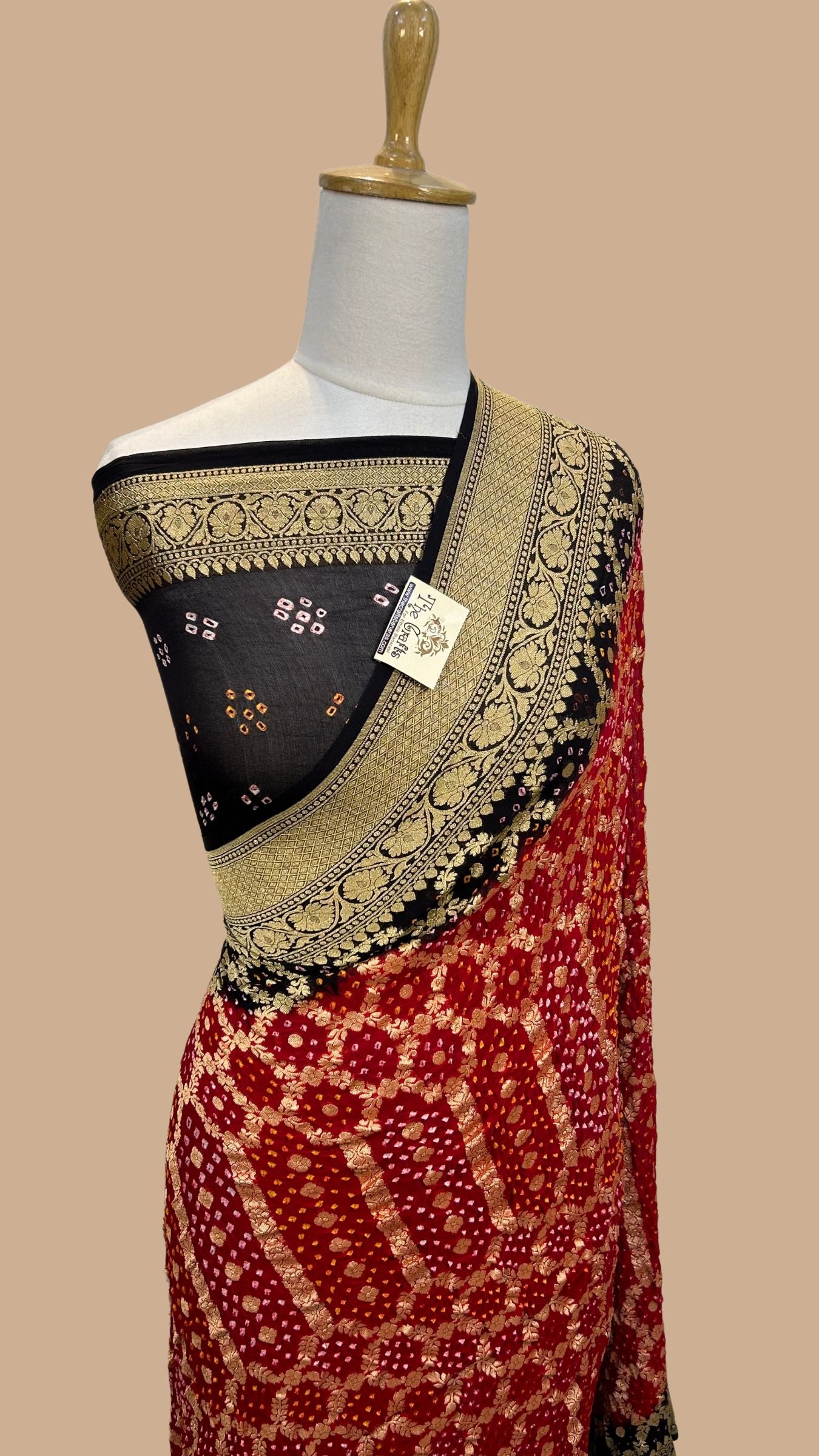 Pure Georgette Banarasi Handloom Bandhej Saree