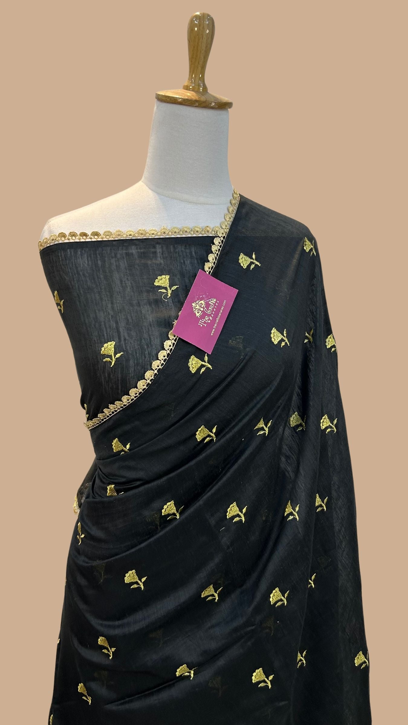 Pure Raw Silk Handloom Banarasi Saree - Chikankari work