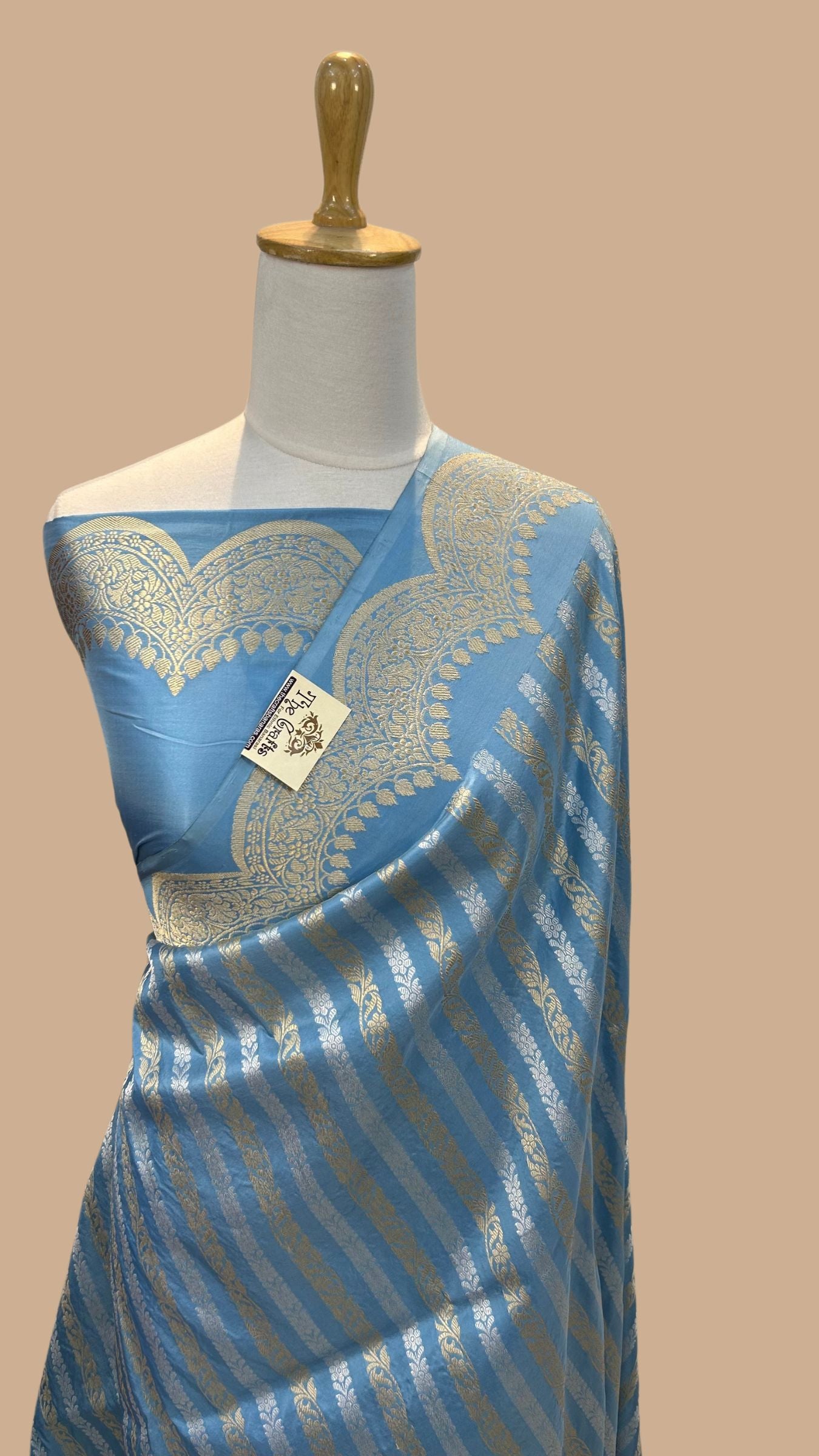 Pure Katan Silk Handloom Banarasi Saree - Sona roopa with kadhua border