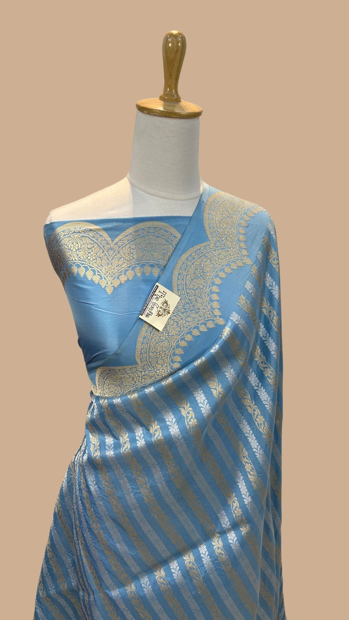 Pure Katan Silk Handloom Banarasi Saree - Sona roopa with kadhua border