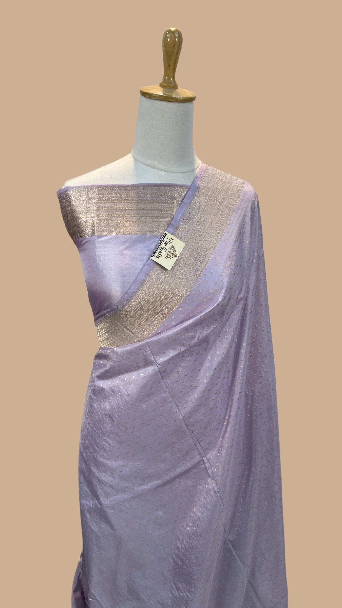 Pure Katan Silk Handloom Banarasi Saree - Chunri Buti