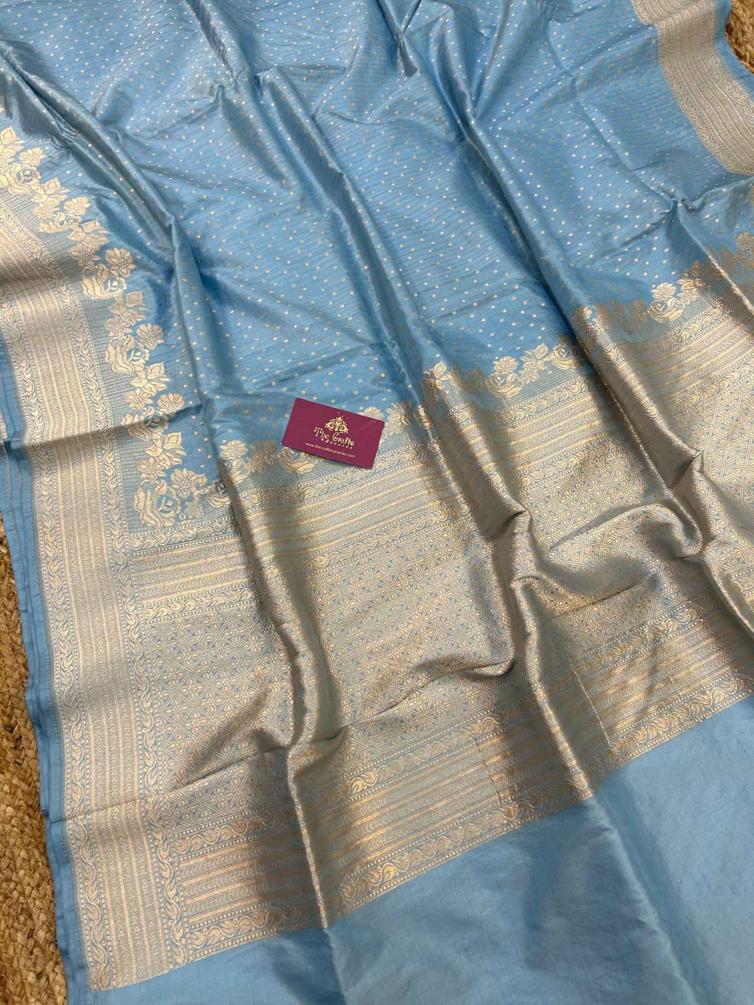 Pure Katan Silk Handloom Banarasi Saree - Chunri Buti