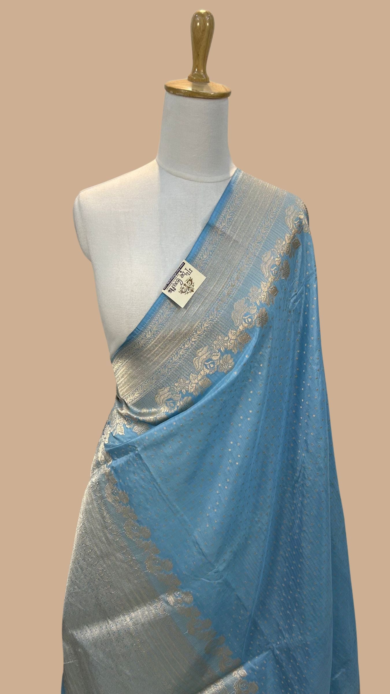 Pure Katan Silk Handloom Banarasi Saree - Chunri Buti