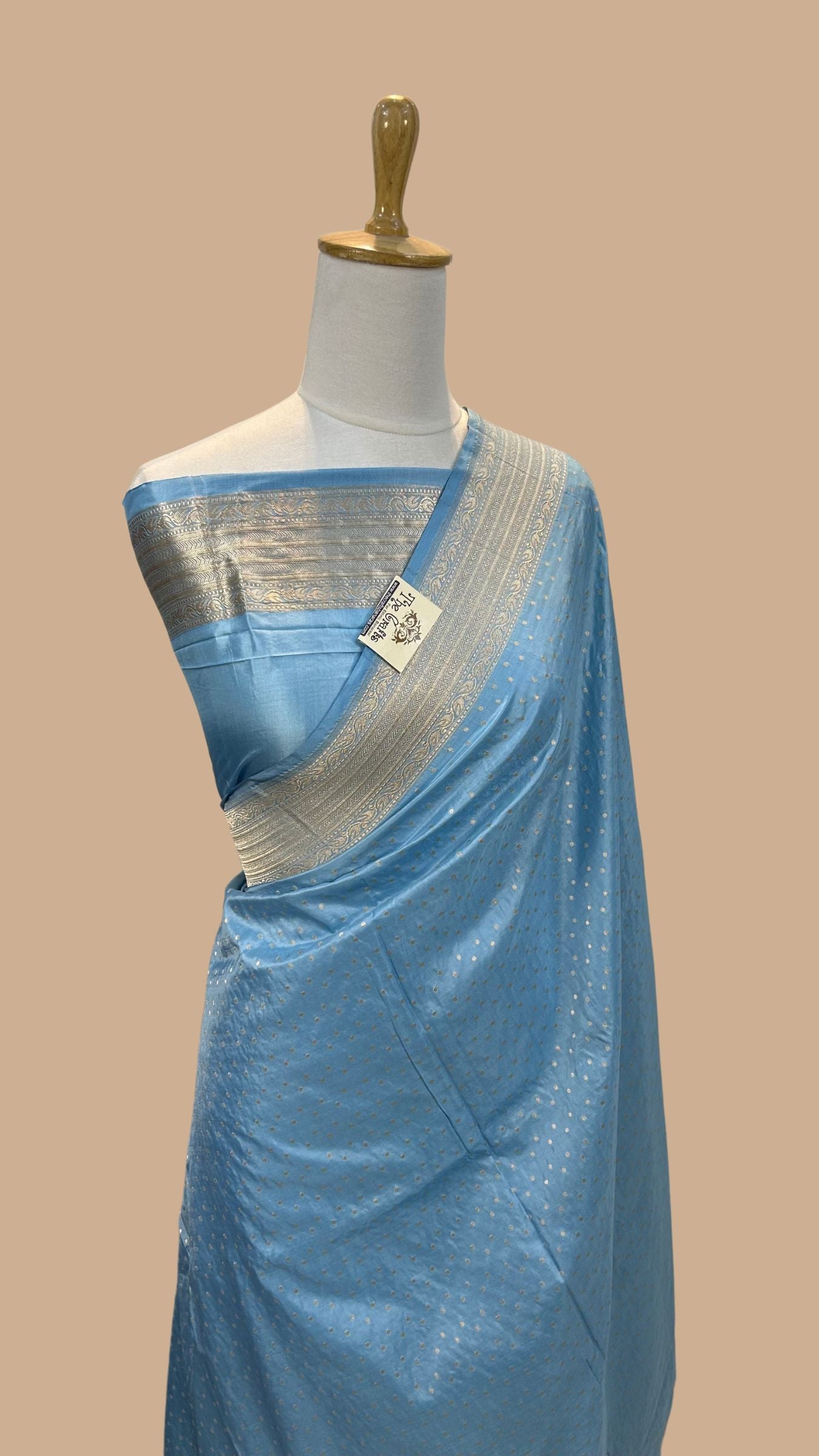 Pure Katan Silk Handloom Banarasi Saree - Chunri Buti