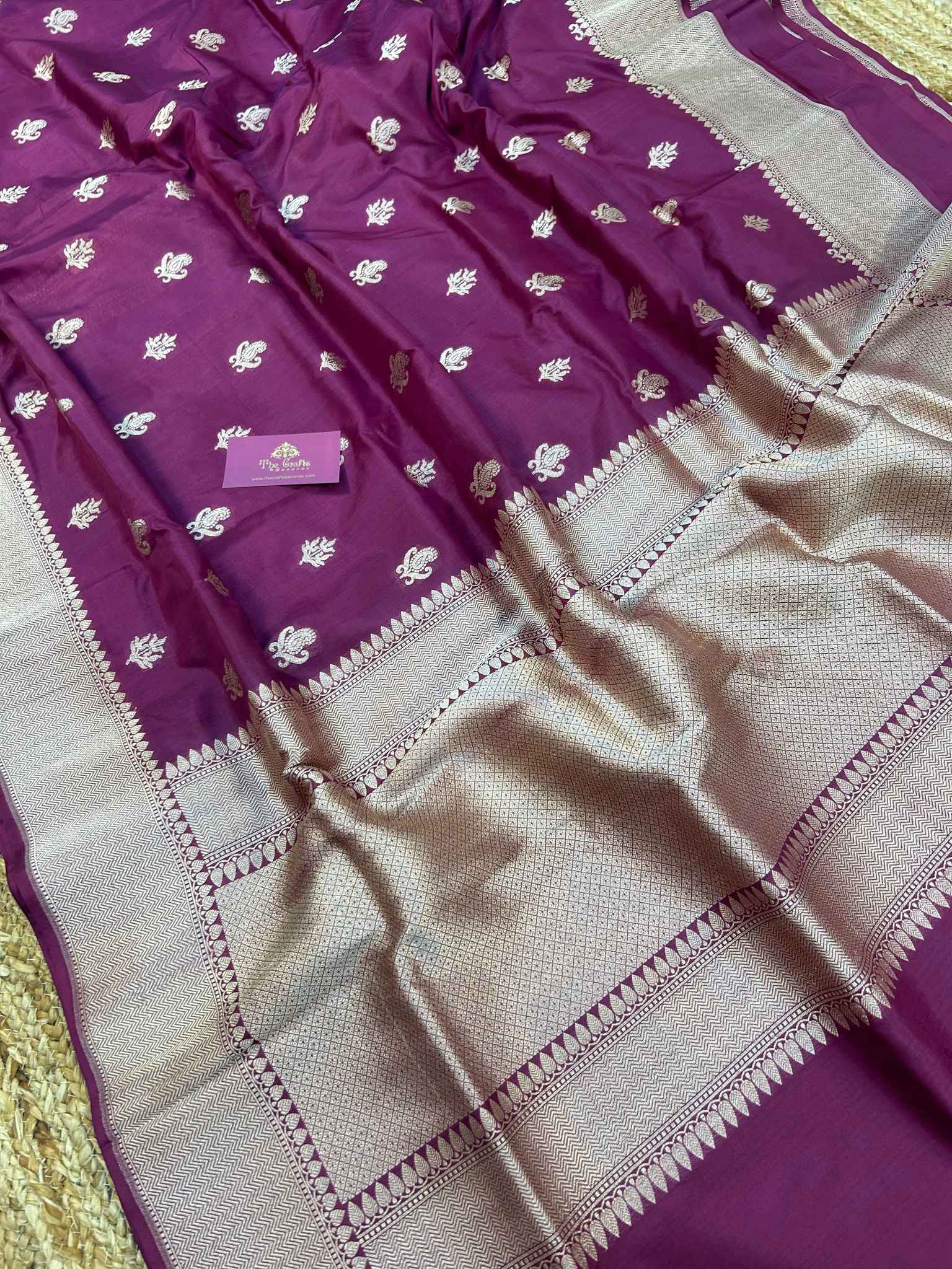 Pure Katan Silk Handloom Banarasi Saree - Jaal work