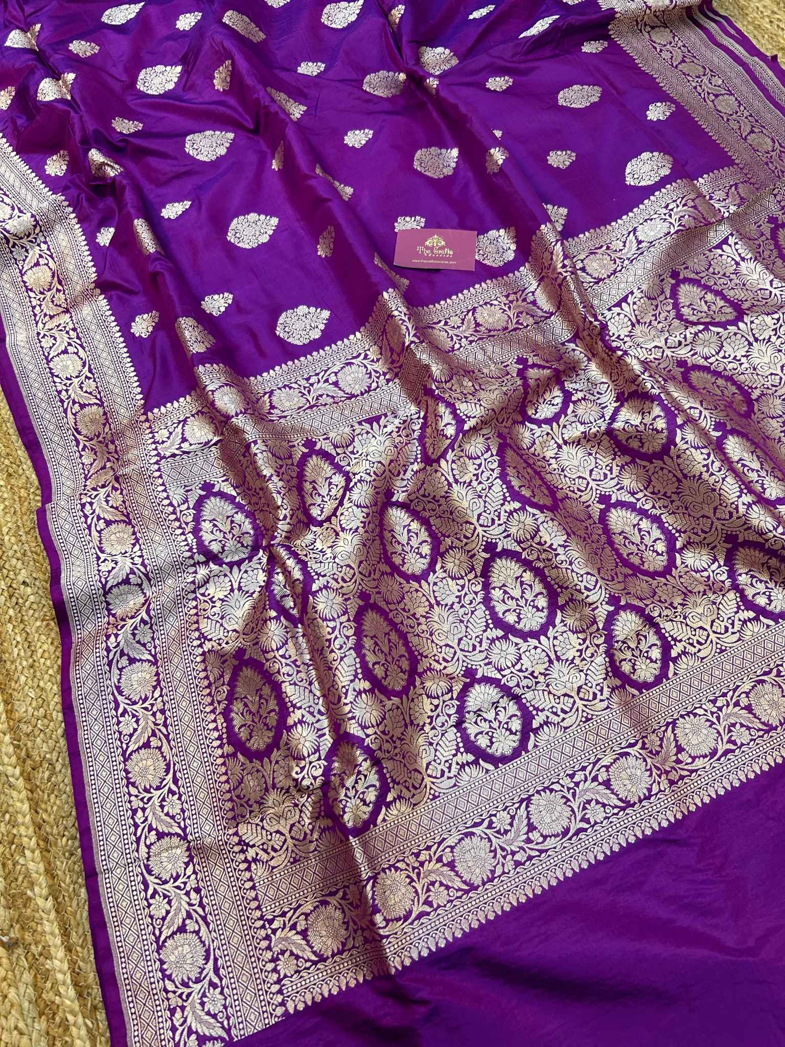 Pure Katan Silk Handloom Banarasi Saree - Jaal work