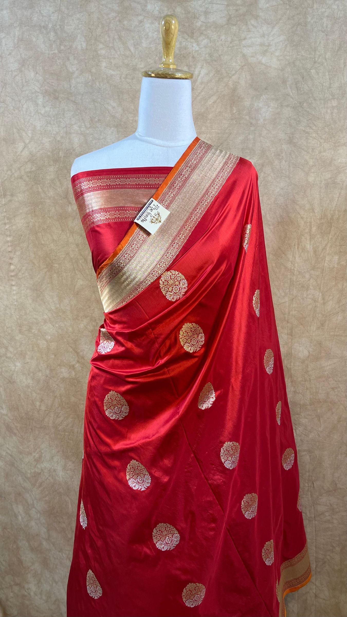 Pure Katan Silk Handloom Banarasi Saree - Kadhua sona rupa work