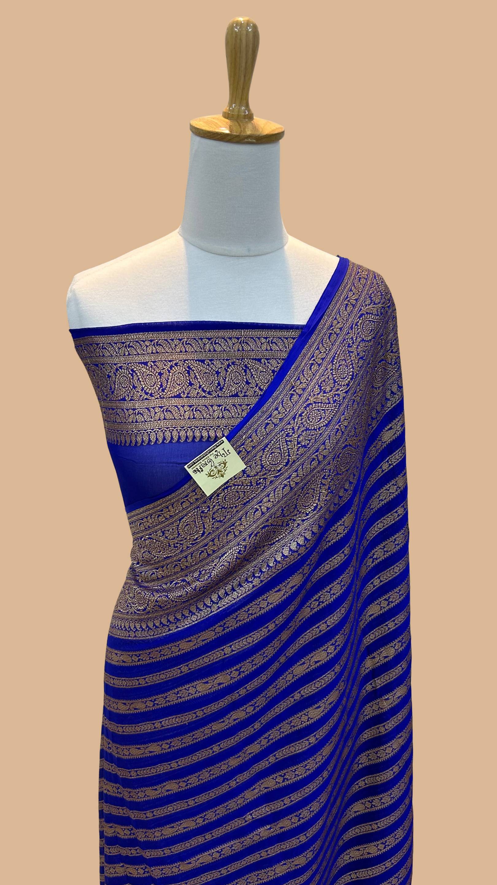 Khaddi Georgette Banarasi Saree - Antique Zari