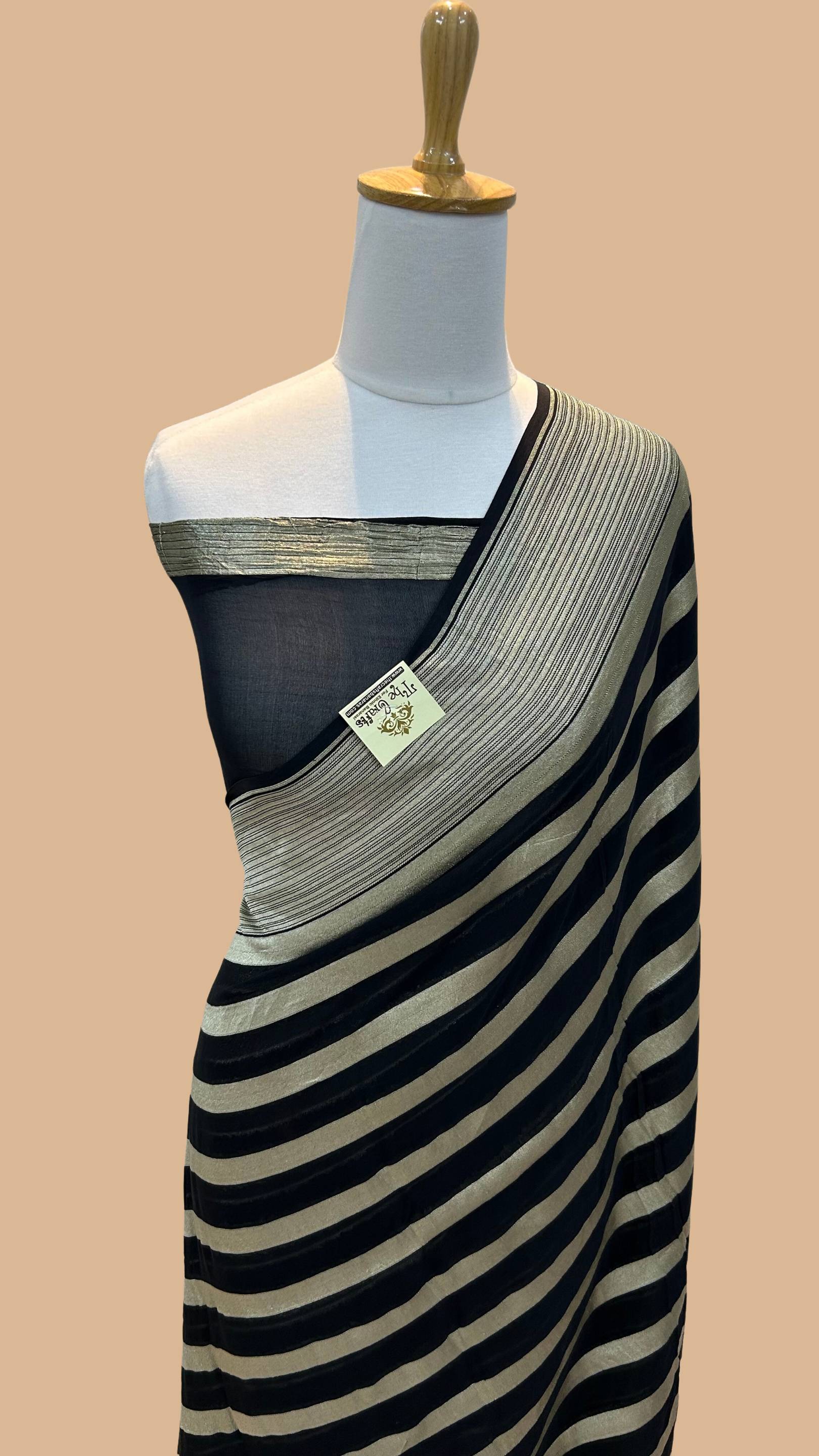 Khaddi Georgette Banarasi Saree - Water Zari