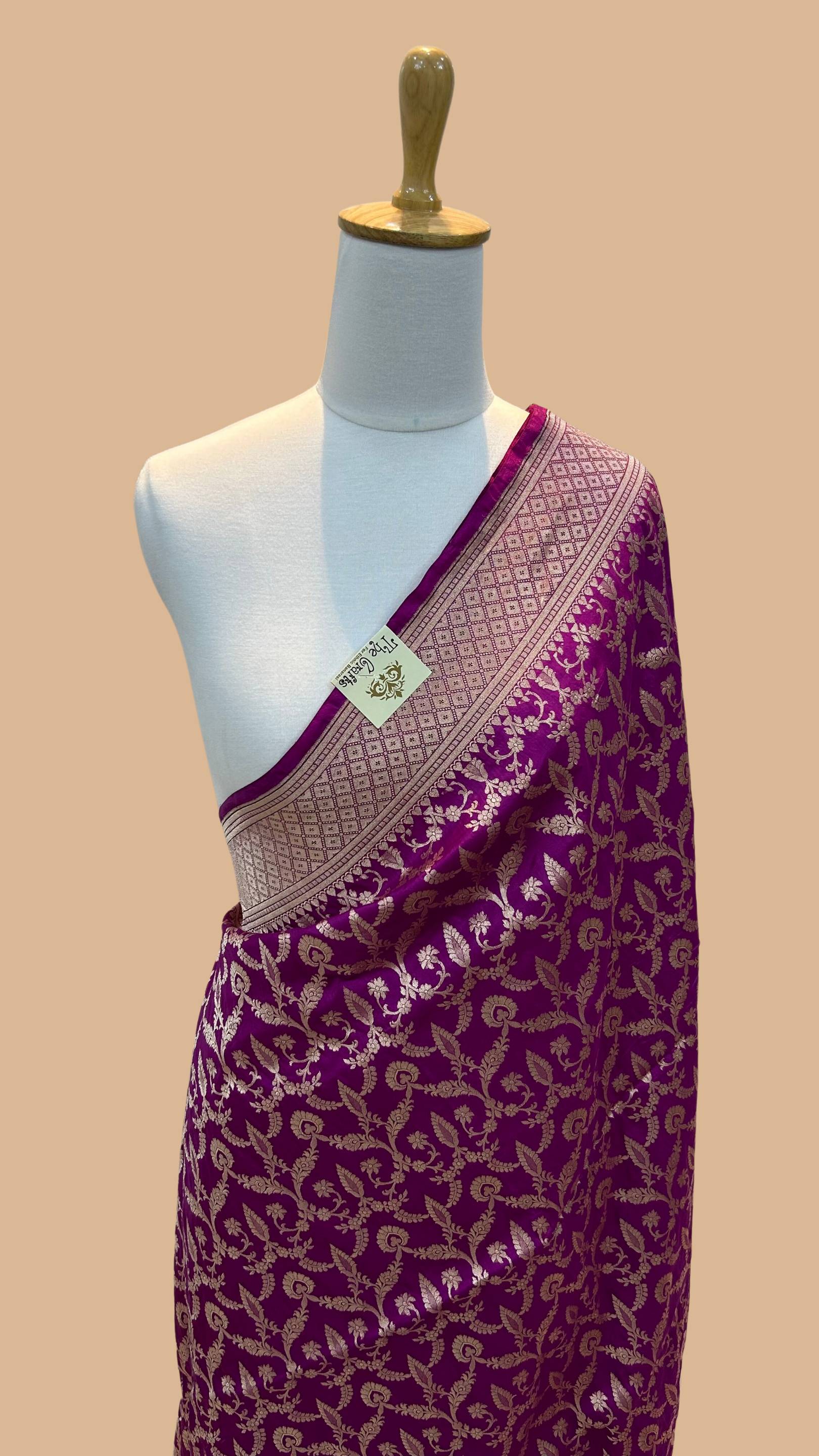 Pure Katan Silk Handloom Banarasi Saree - Jaal work