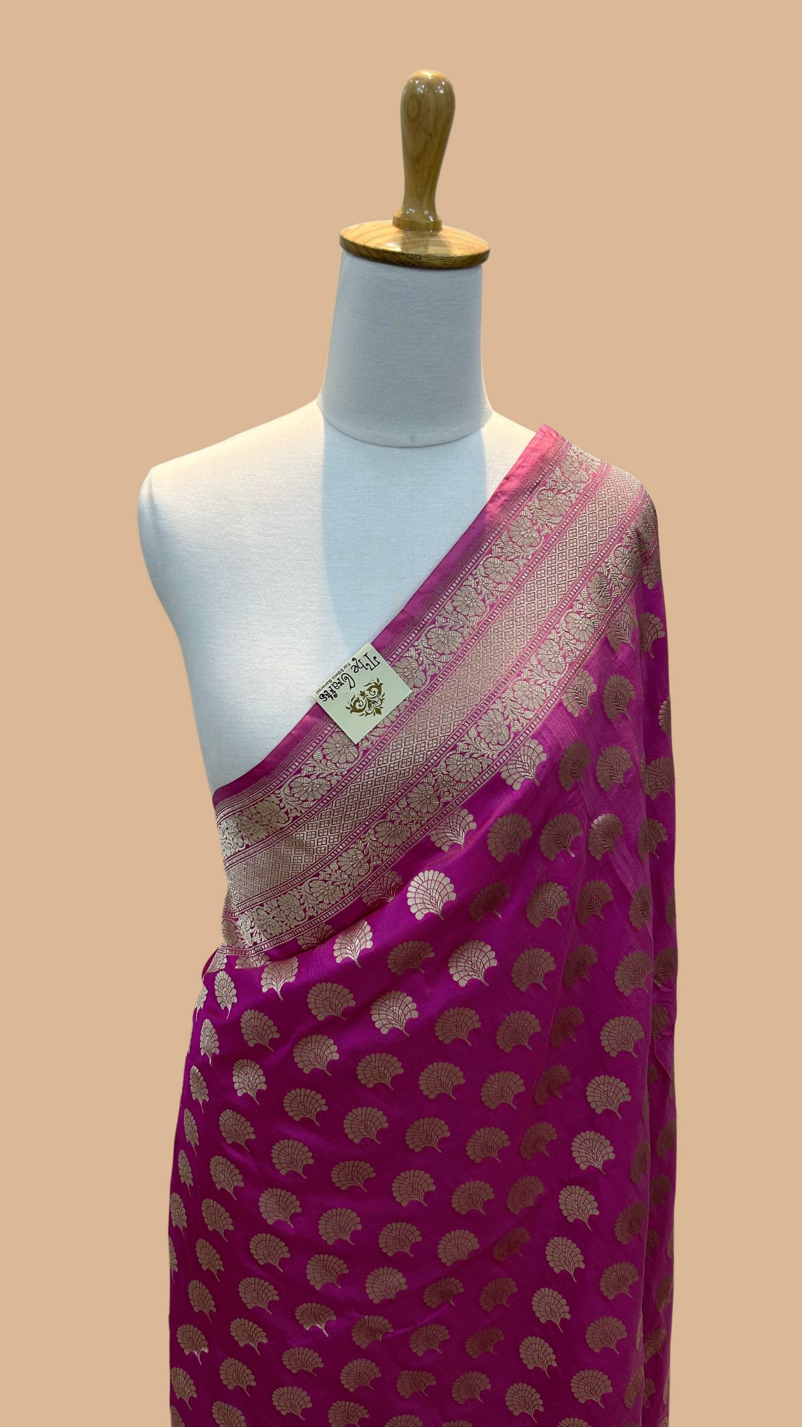 Pure Katan Silk Handloom Banarasi Saree - Jaal work