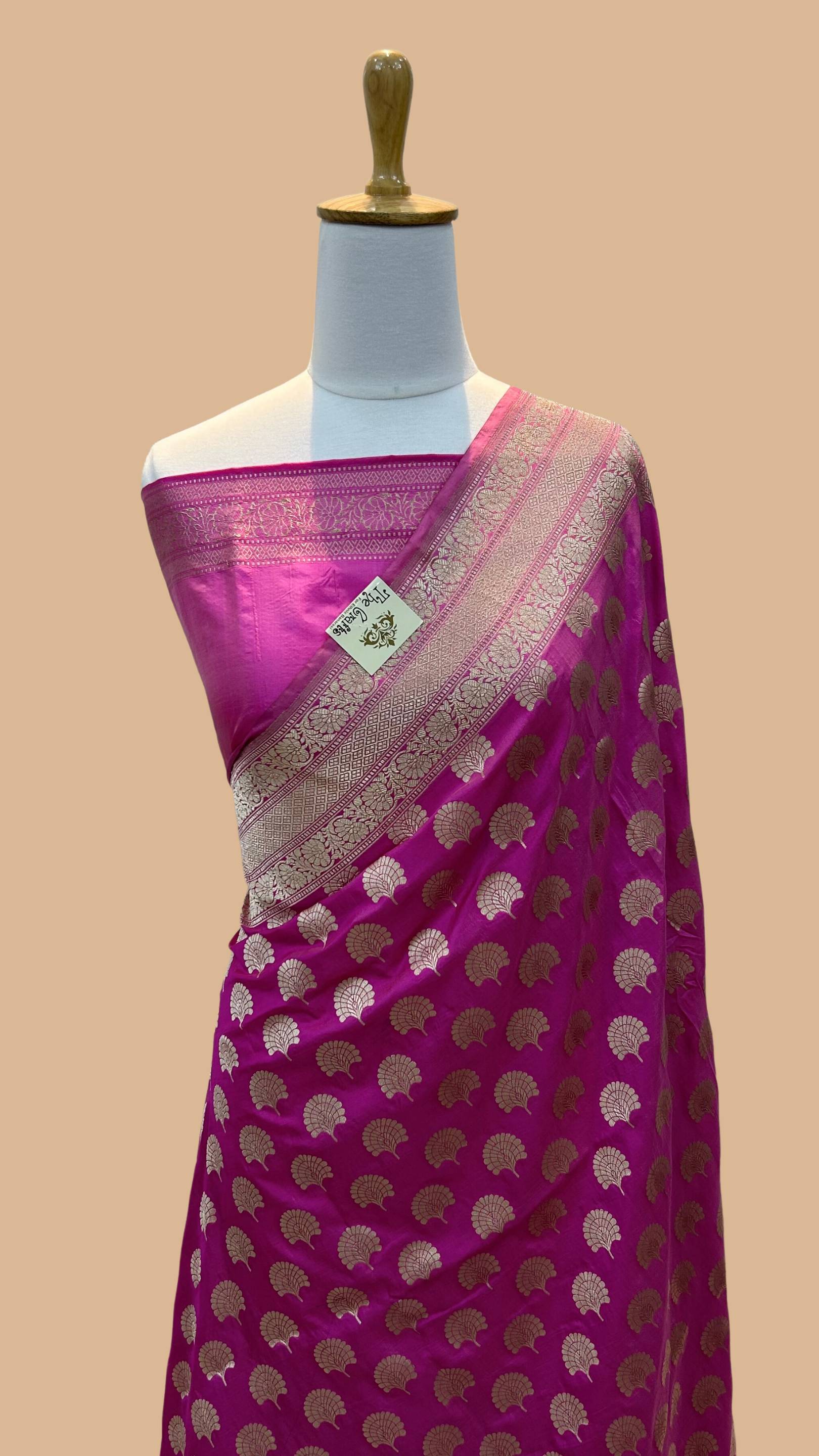 Pure Katan Silk Handloom Banarasi Saree - Jaal work