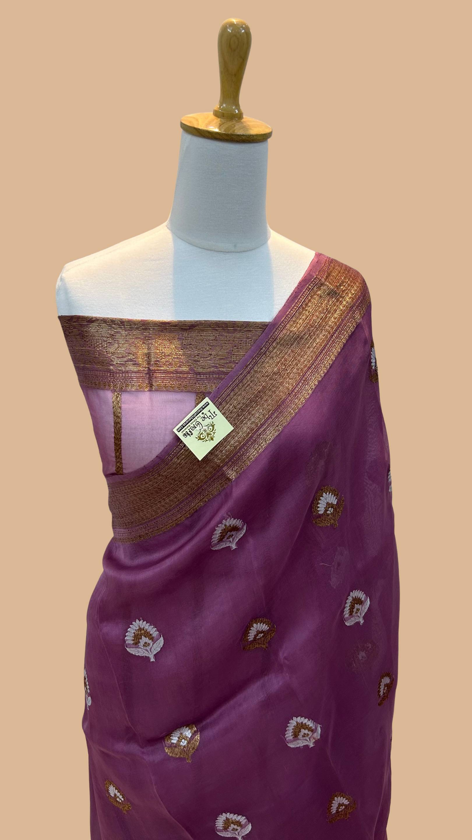 Pure Kora Silk Handloom Banarasi Saree - Alfi Kadhua motifs