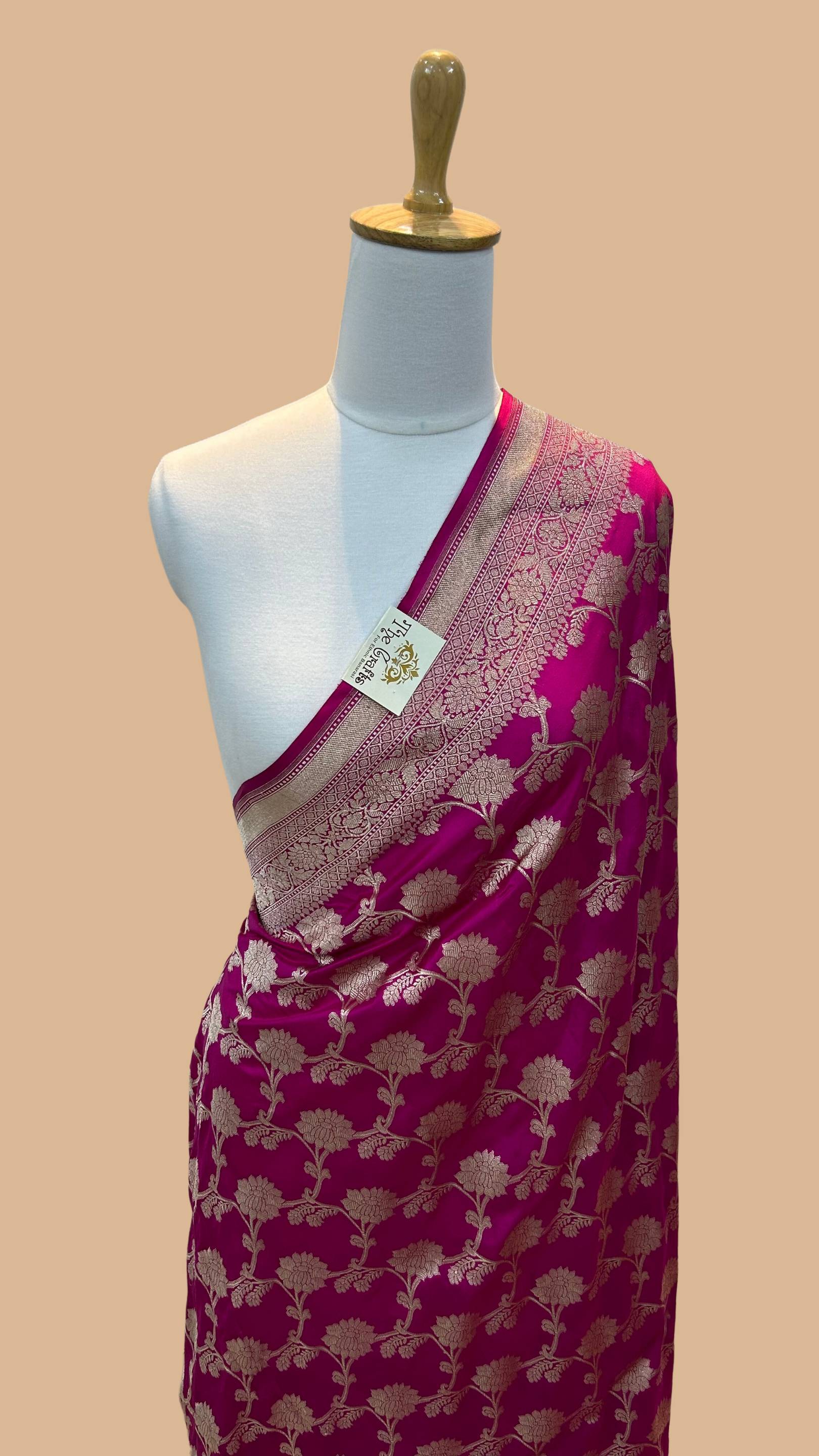 Pure Katan Silk Handloom Banarasi Saree - Jaal work