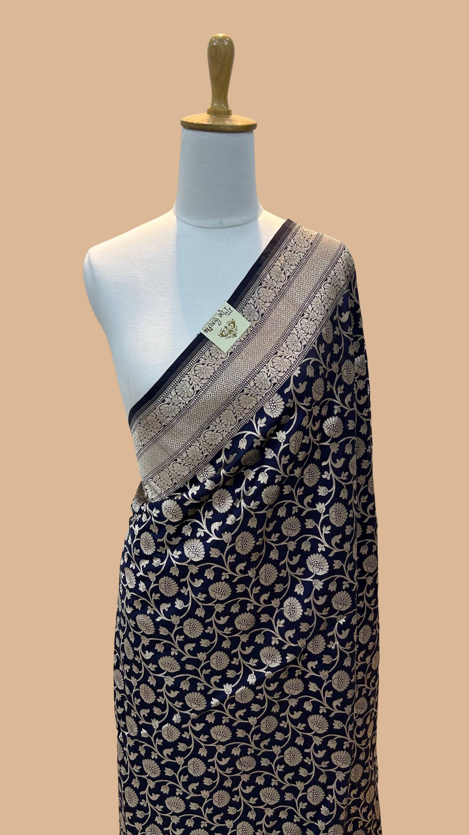 Pure Katan Silk Handloom Banarasi Saree - Jaal work