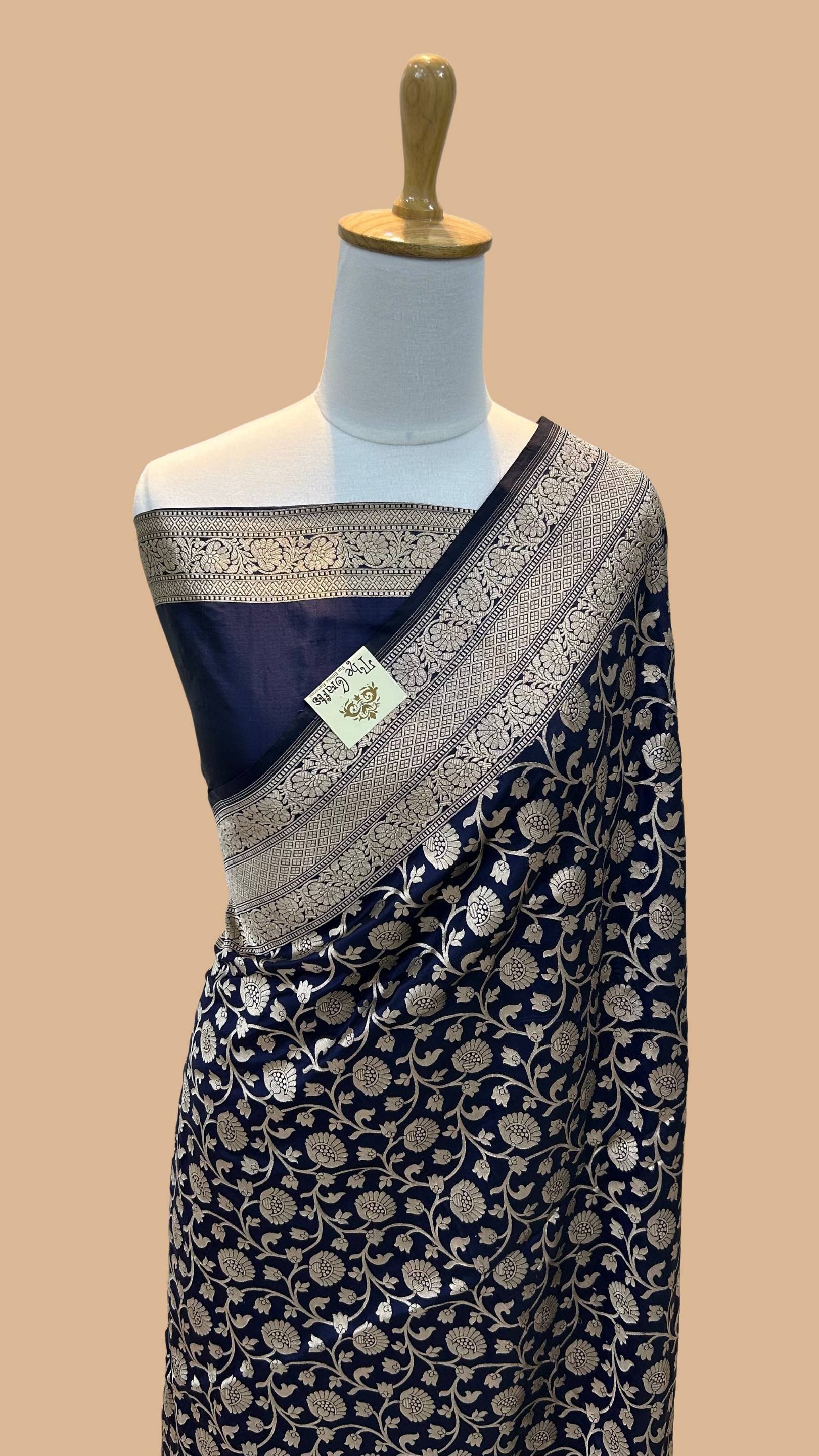 Pure Katan Silk Handloom Banarasi Saree - Jaal work