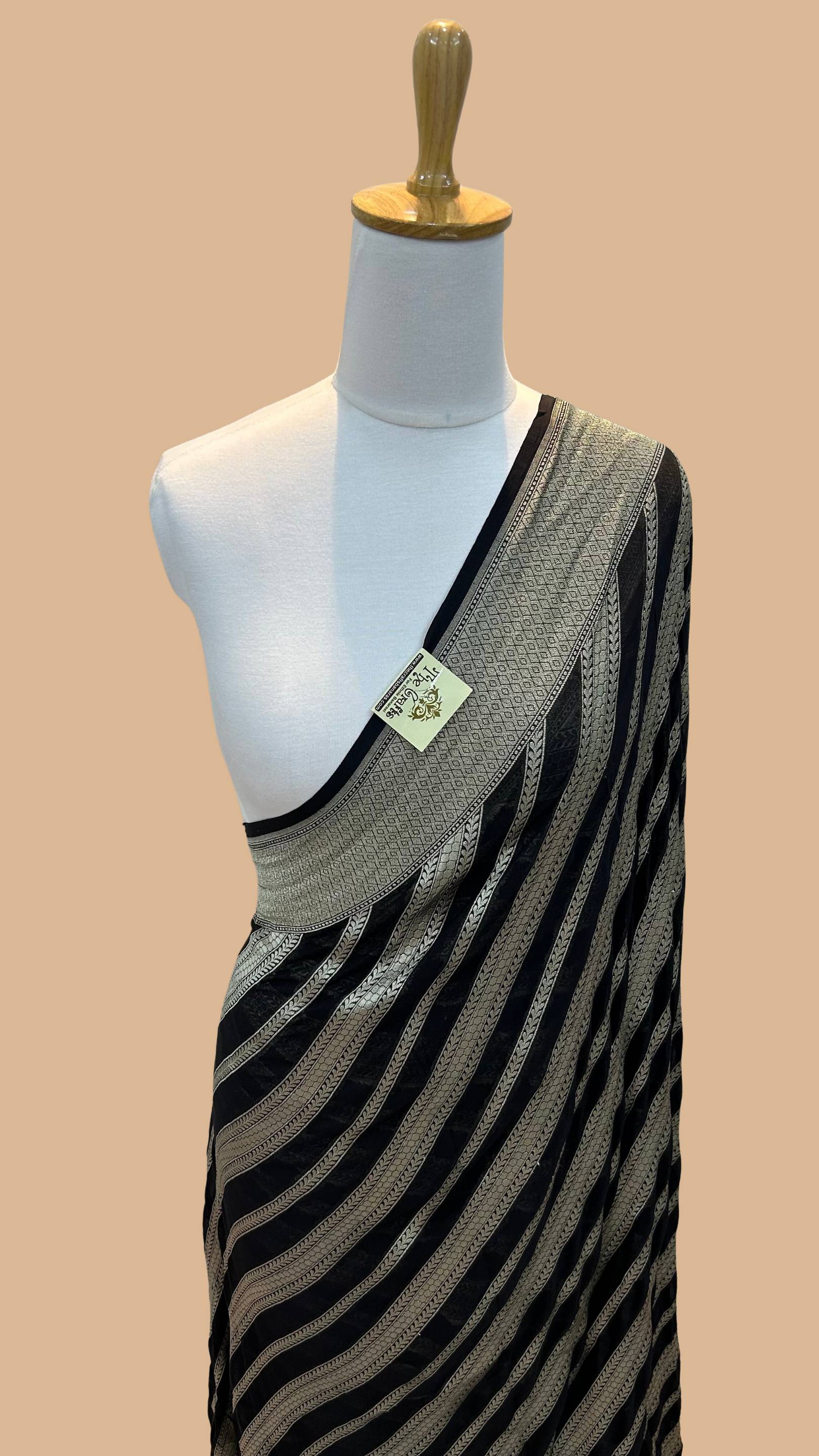 Khaddi Georgette Banarasi Saree - Water Zari