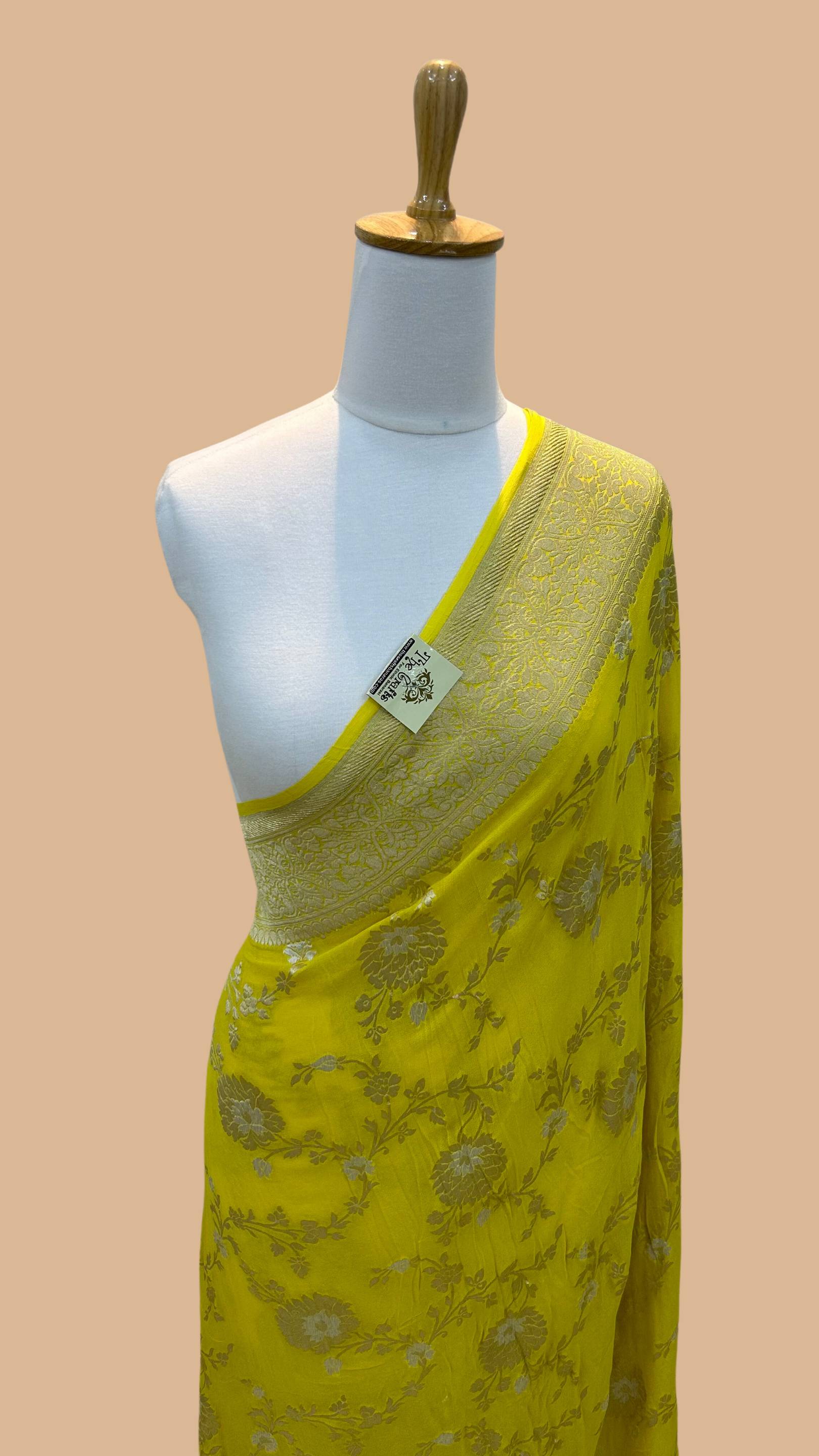 Khaddi Georgette Handloom Banarasi Saree - Jaal with Meenakari