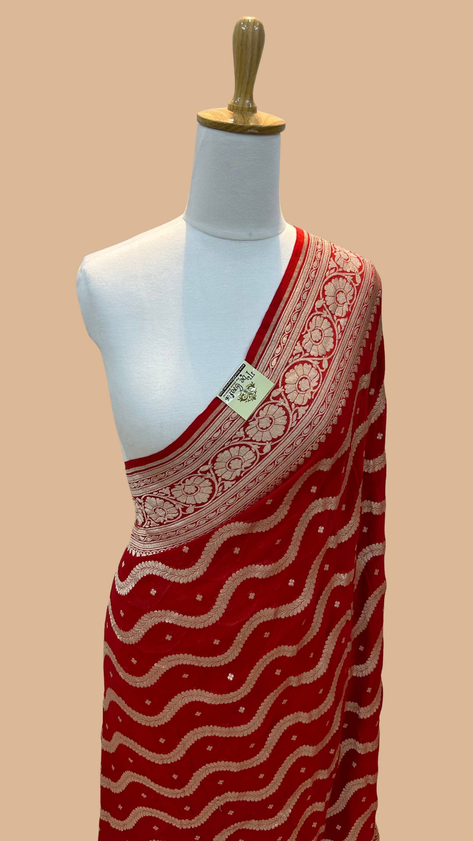 Khaddi Georgette Handloom Banarasi Saree - Water Zari