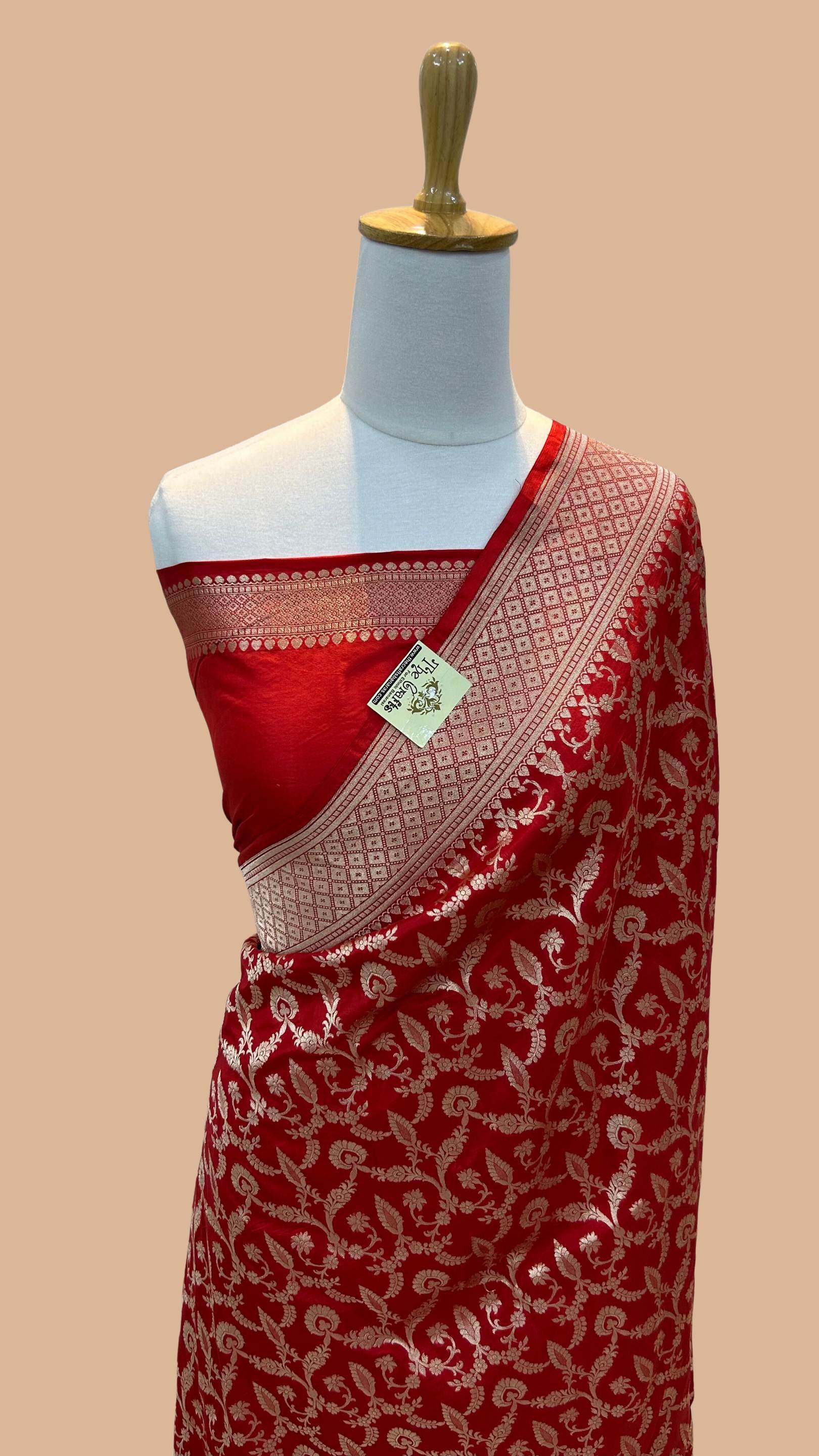 Pure Katan Silk Handloom Banarasi Saree - Jaal work