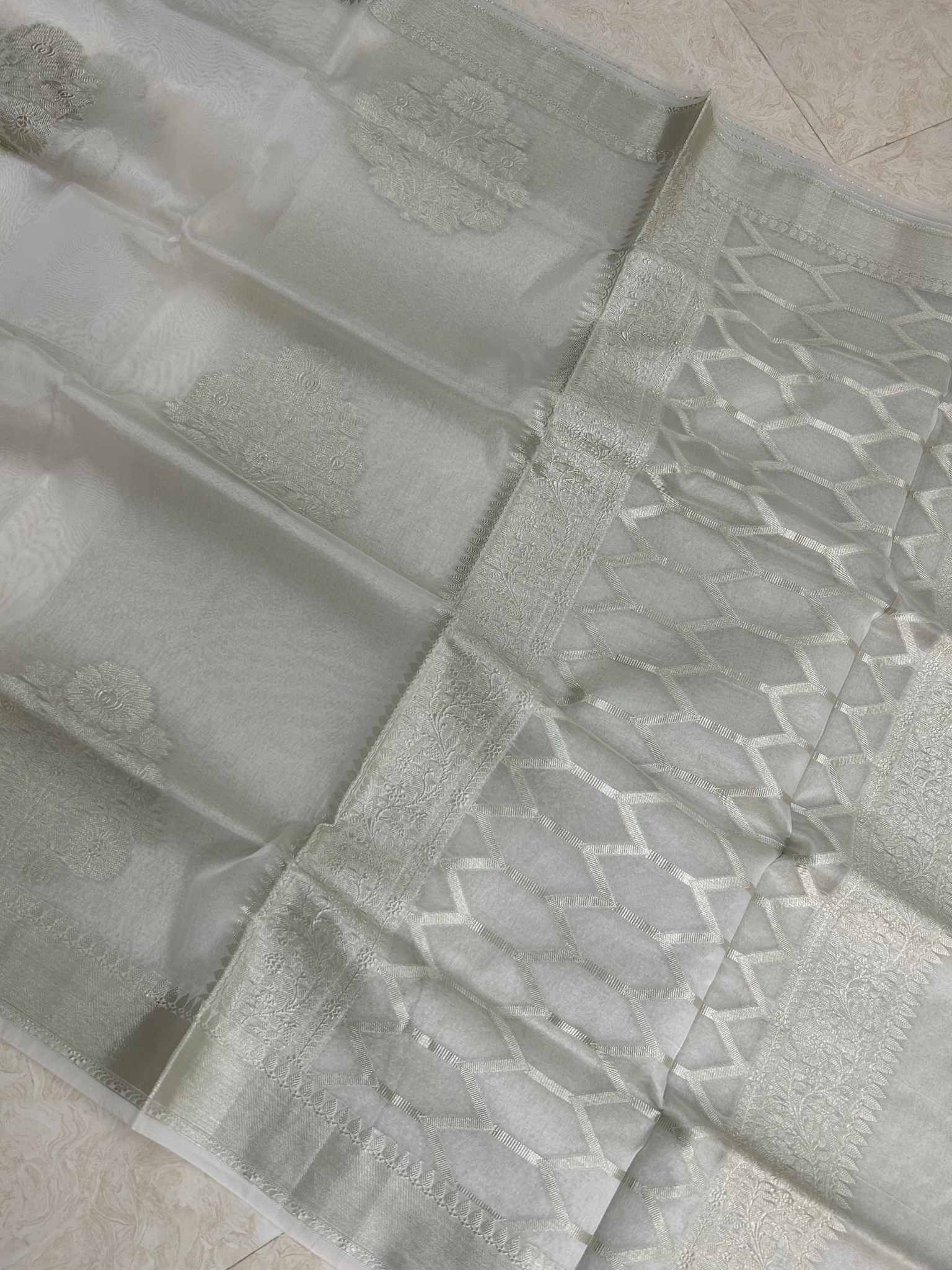 Pure Kora Silk Handloom Banarasi Saree