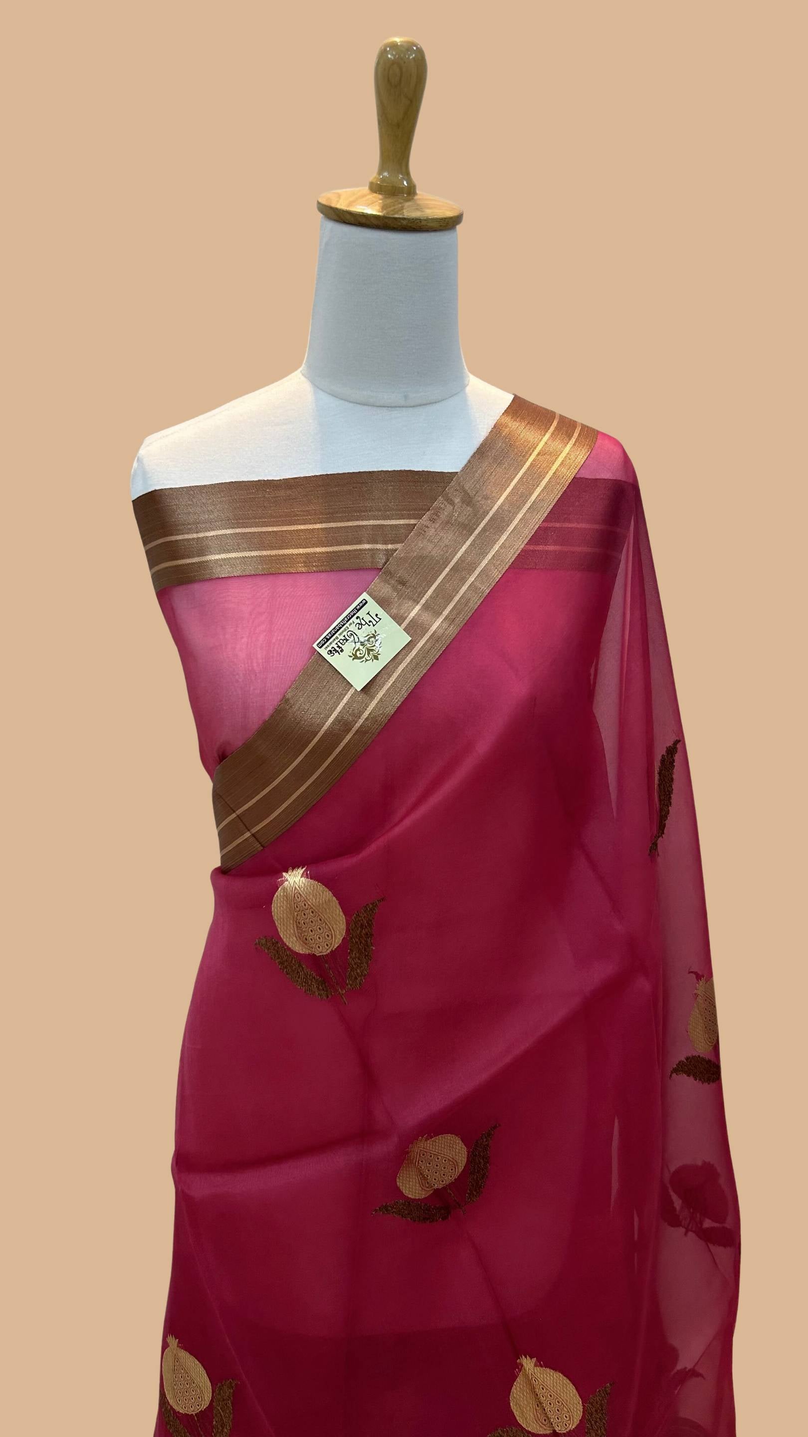 Pure Kora Silk Handloom Banarasi Saree - Alfi Kadhua motifs