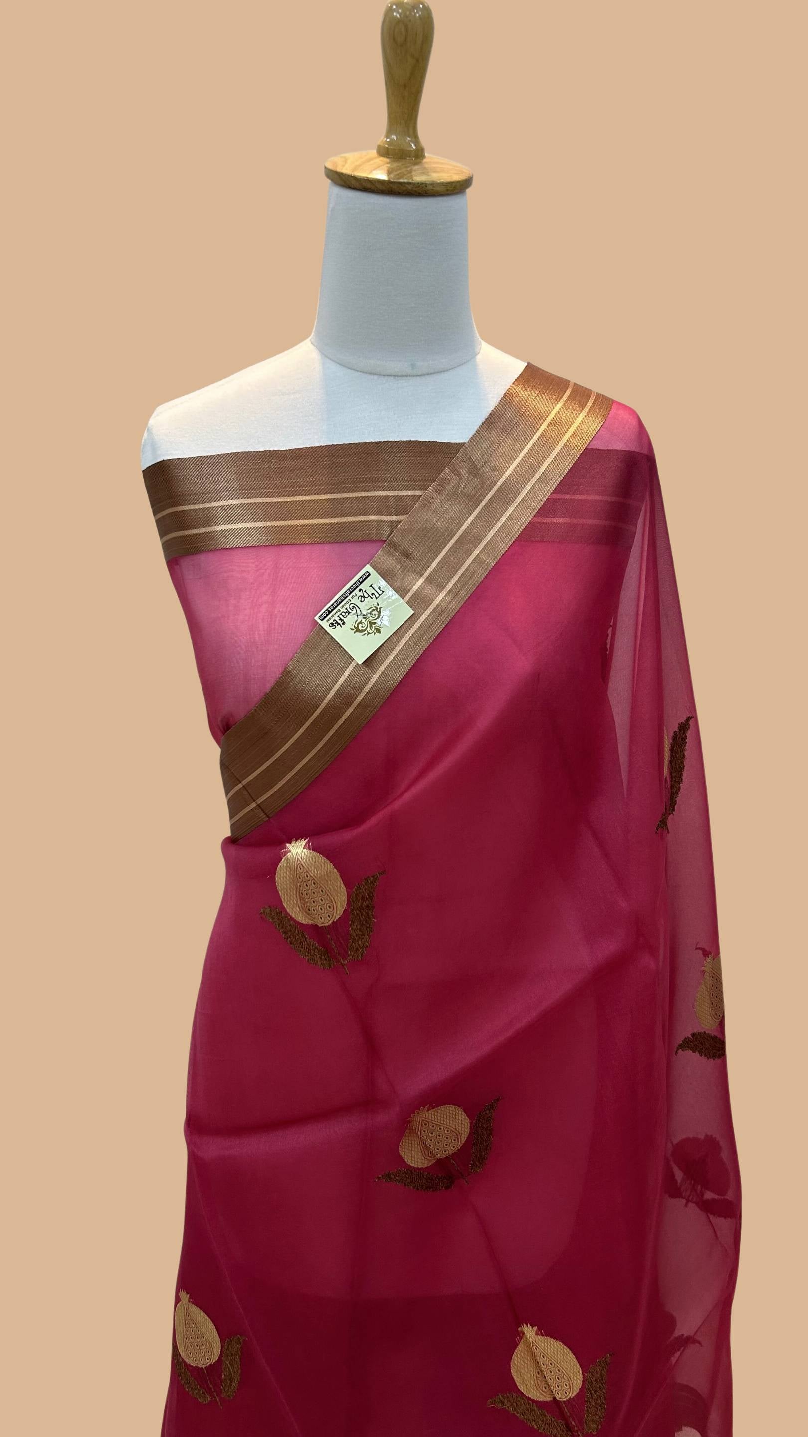 Pure Kora Silk Handloom Banarasi Saree - Alfi Kadhua motifs