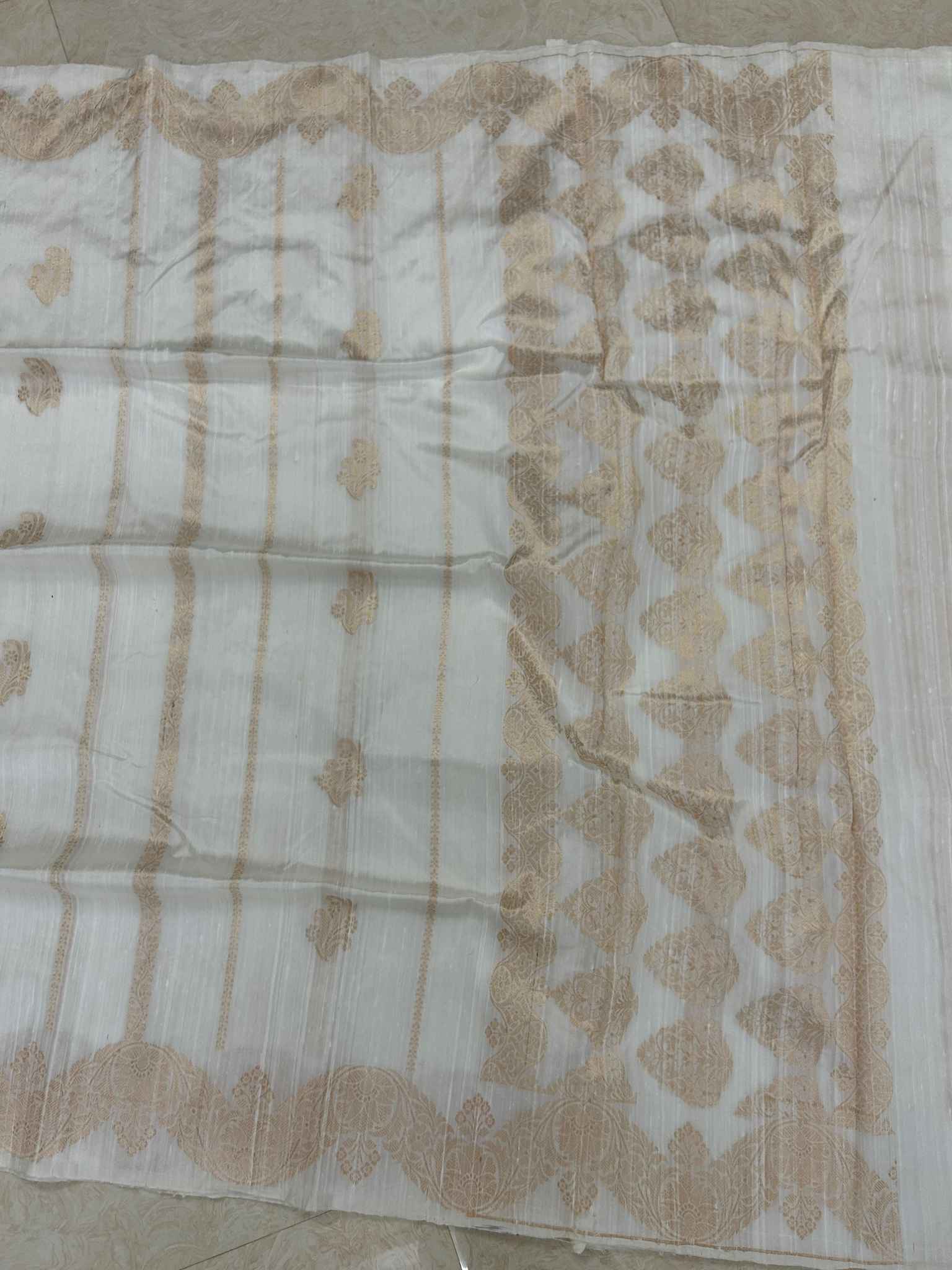 Pure Raw Silk Handloom Banarasi Saree