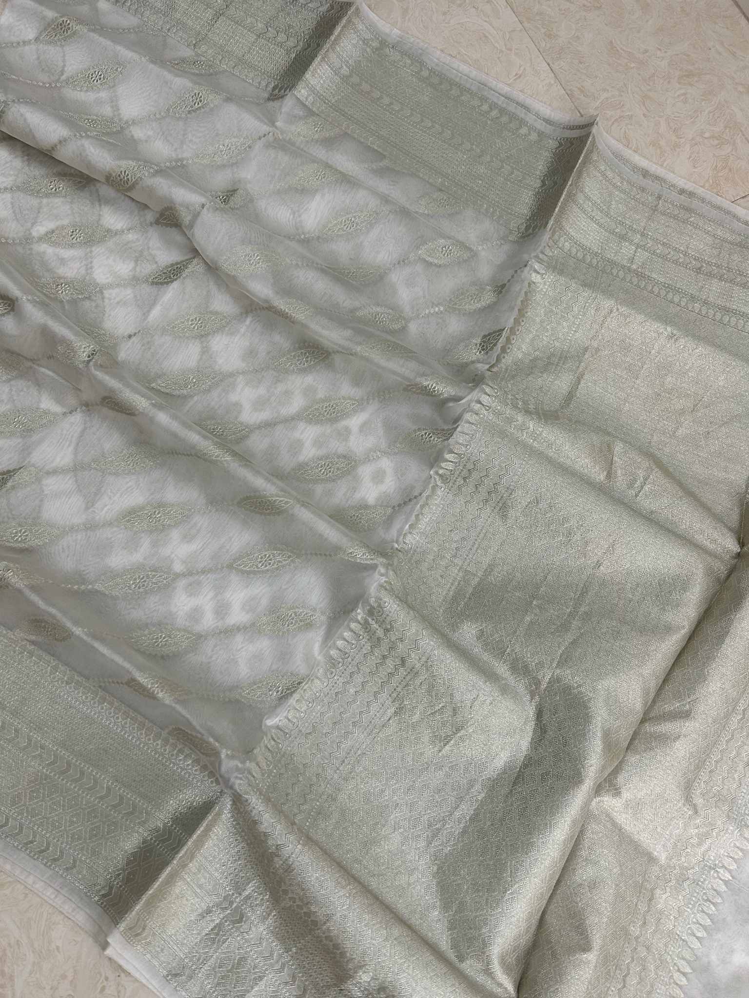 Pure Kora Silk Handloom Banarasi Saree