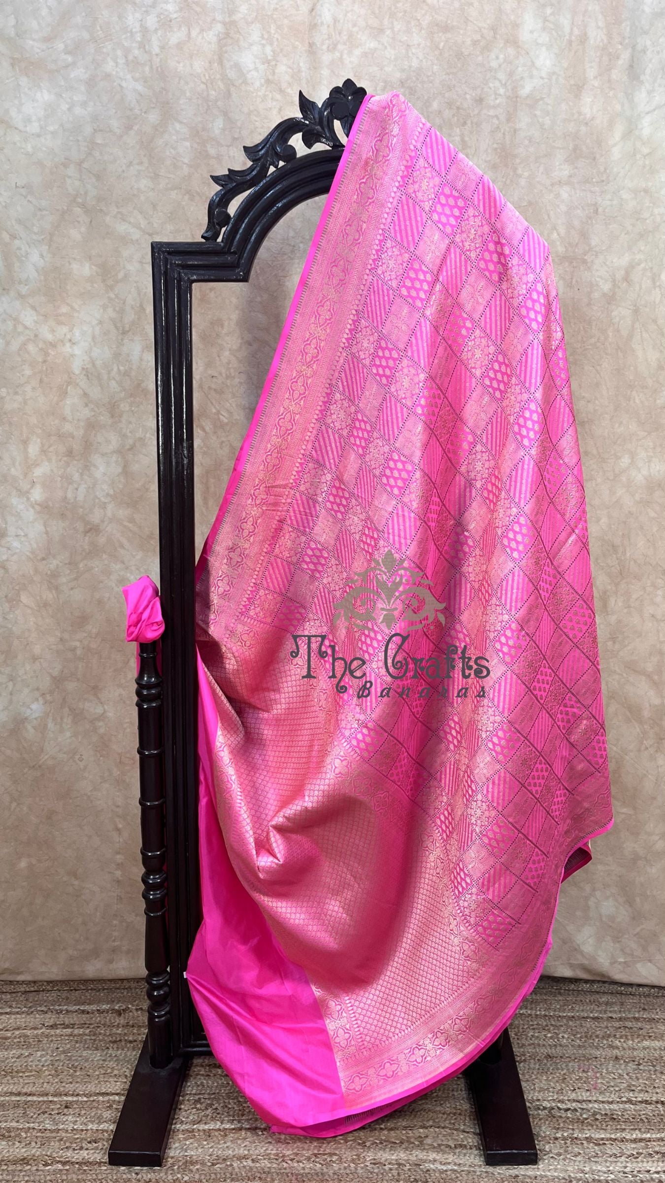 Pure Katan Silk Handloom Banarasi Saree - Tanchui Brocade Meena