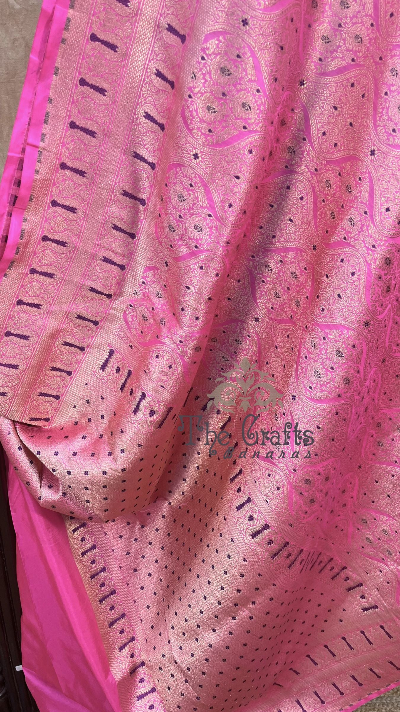 Pure Katan Silk Handloom Banarasi Saree - Tanchui Brocade Meena