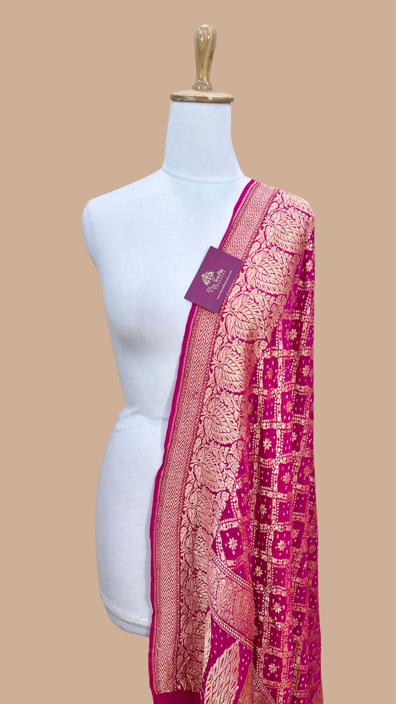 Khaddi Georgette Banarasi Handloom Bandhej Dupatta