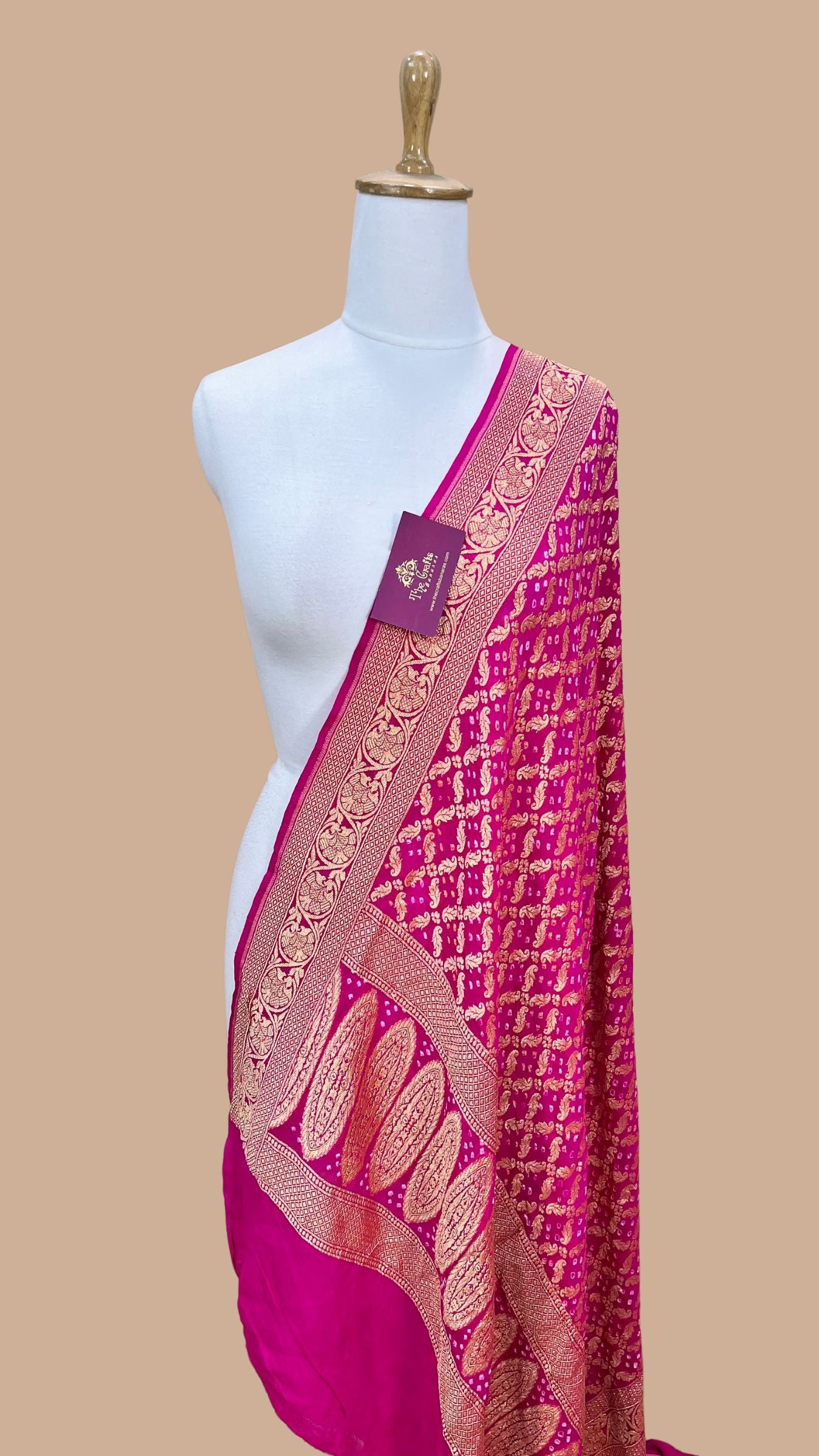 Khaddi Georgette Banarasi Handloom Bandhej Dupatta